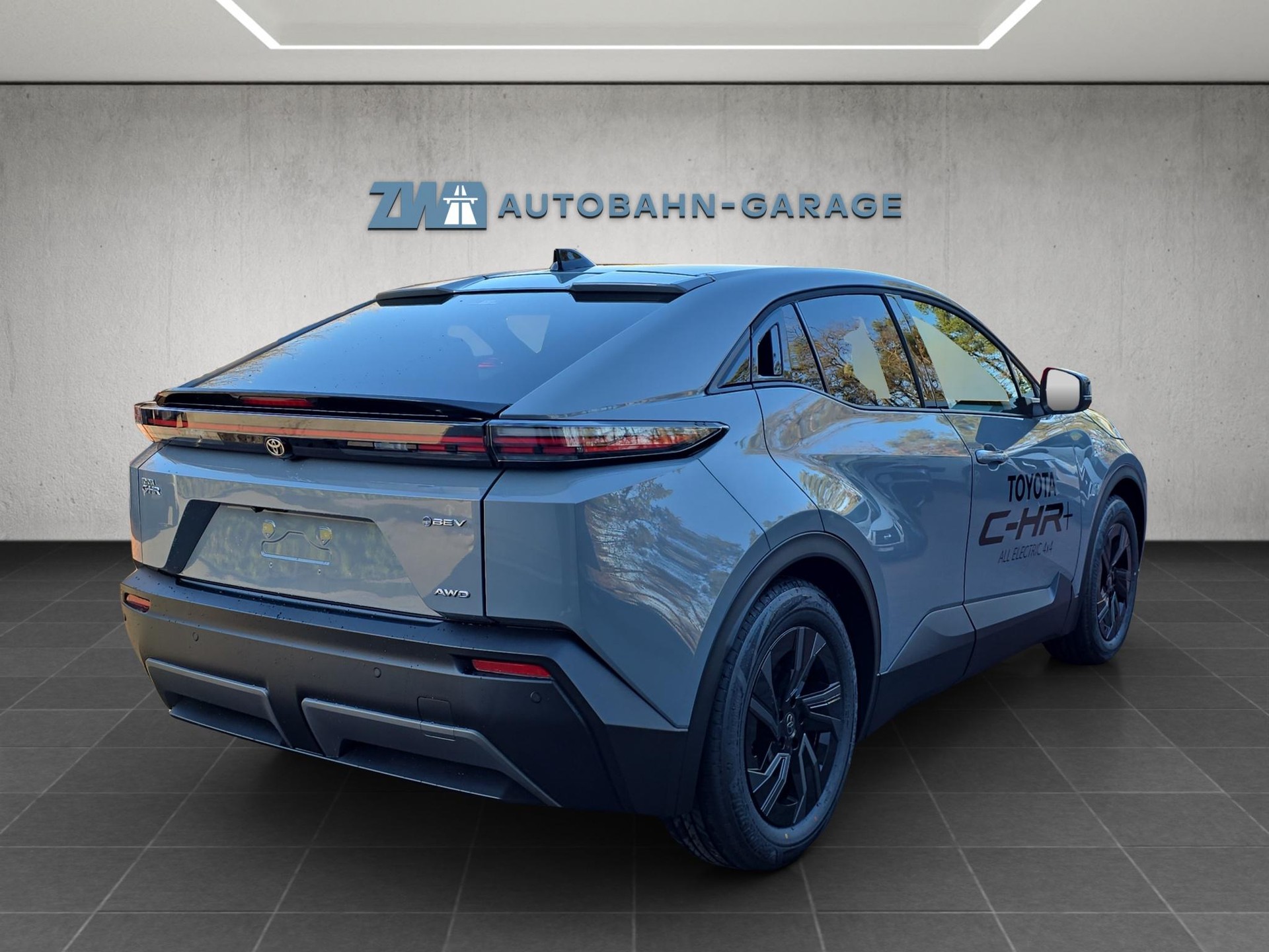 TOYOTA C-HR+ Style AWD-image-4