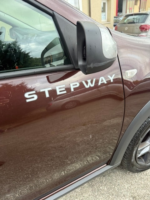 DACIA Sandero Tce 90 Stepway Unlimited Automatic-image-7