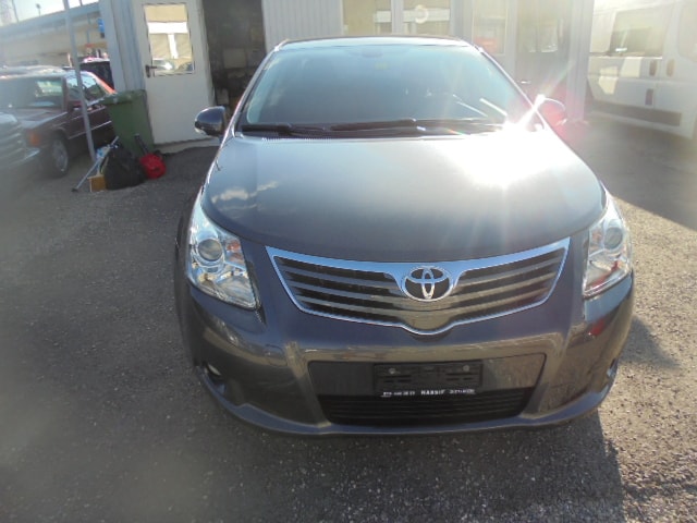 TOYOTA Avensis 2.0 Linea Sol Multidrive-image-9