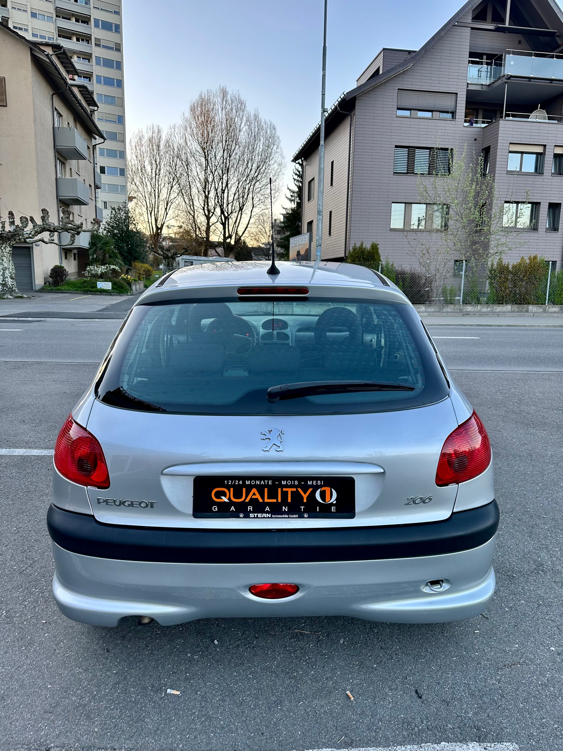 PEUGEOT 206 1.6 16V (XT) Premium-image-3