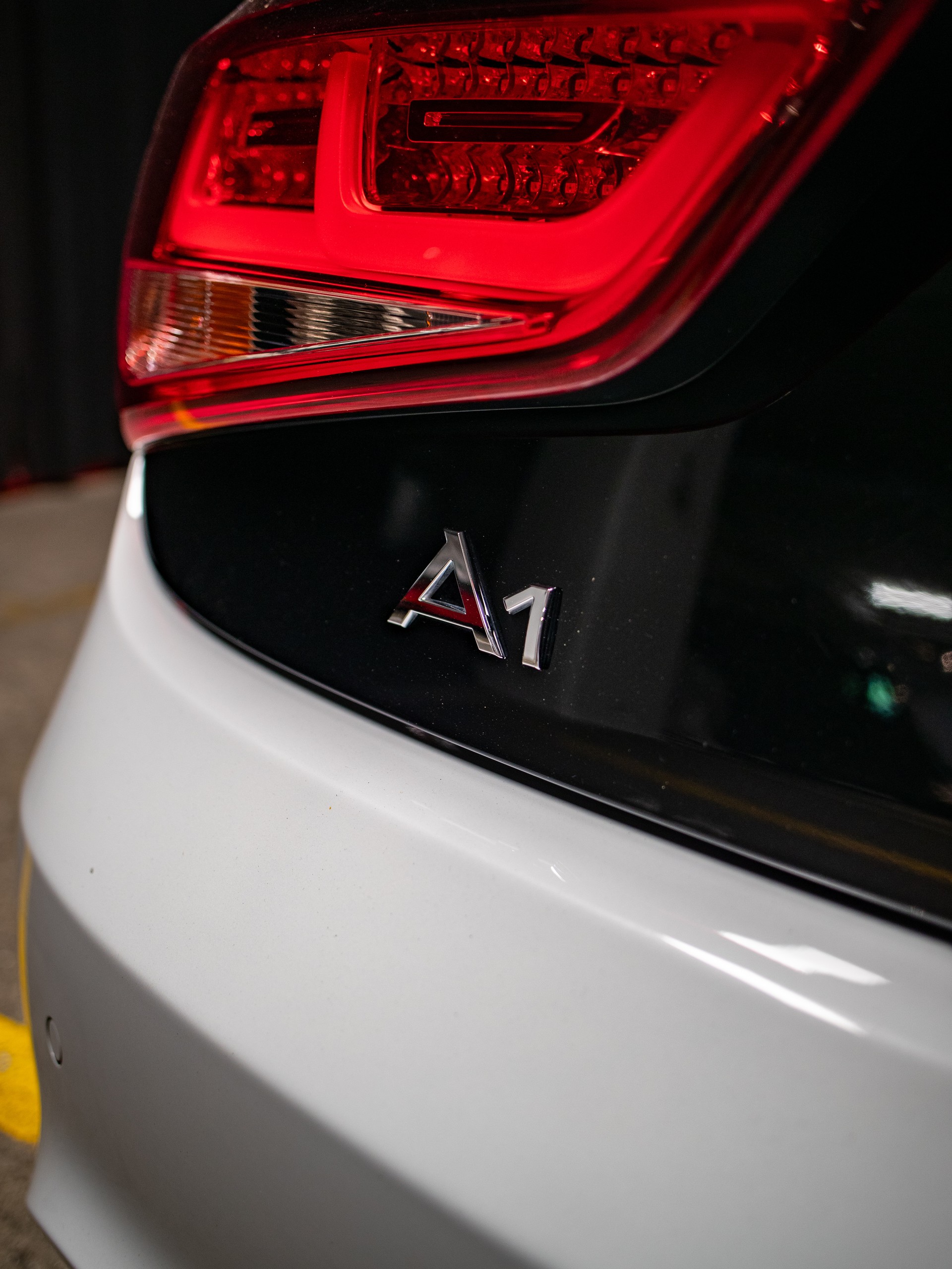 AUDI A1 2.0 TFSI Limited Edition quattro * 1 von 333 *-image-22