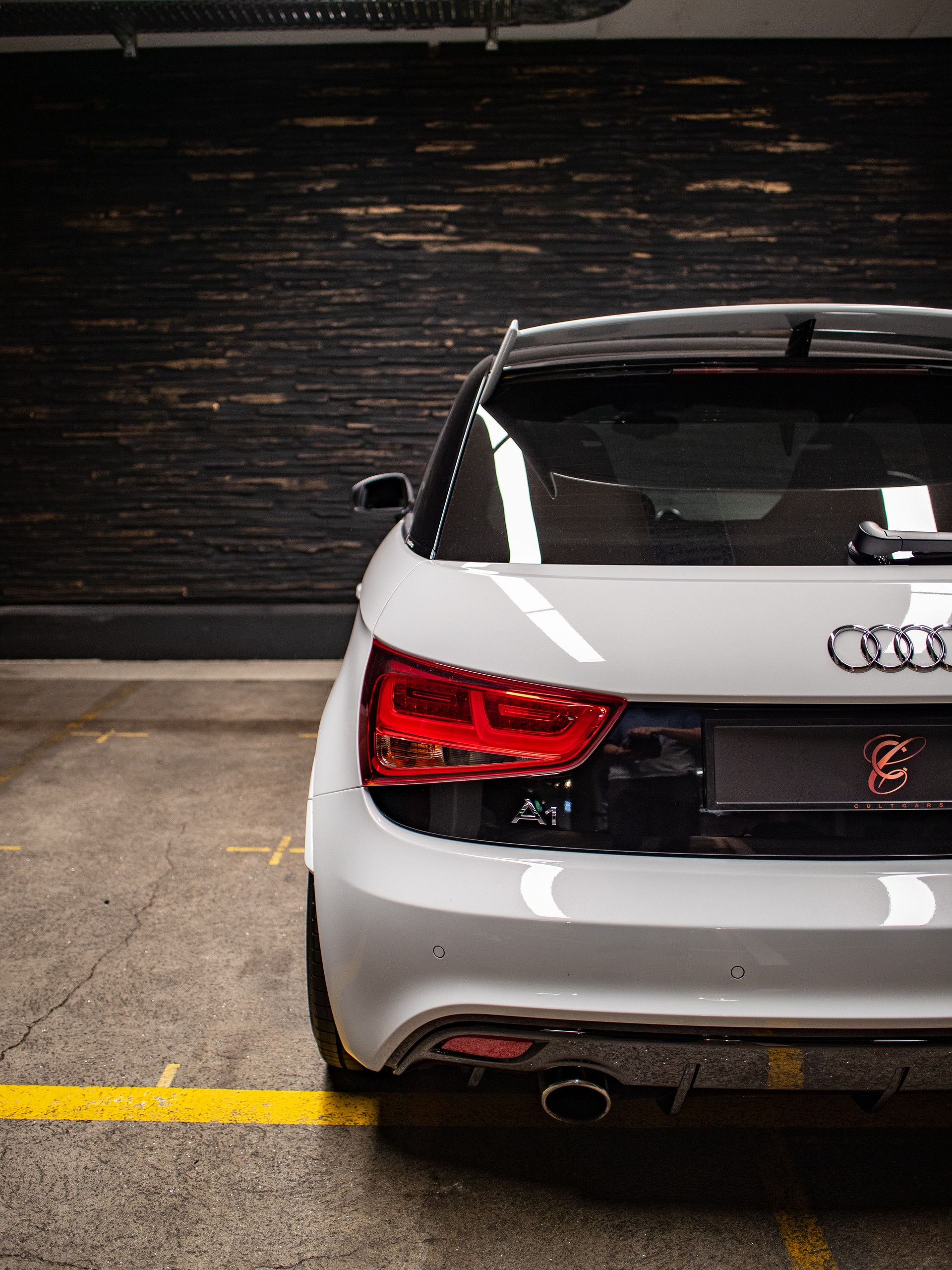 AUDI A1 2.0 TFSI Limited Edition quattro * 1 von 333 *-image-12