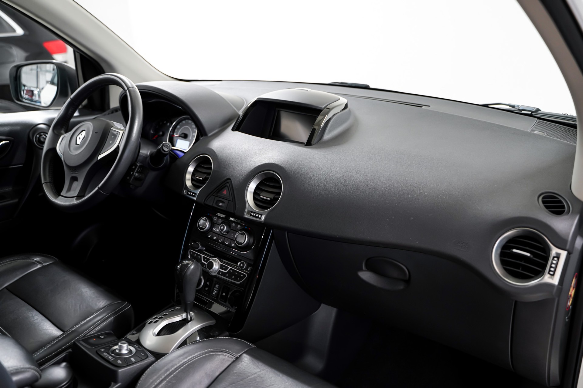 RENAULT Koleos 2.0 dCi Dynamique 4x4 Automatic-image-13