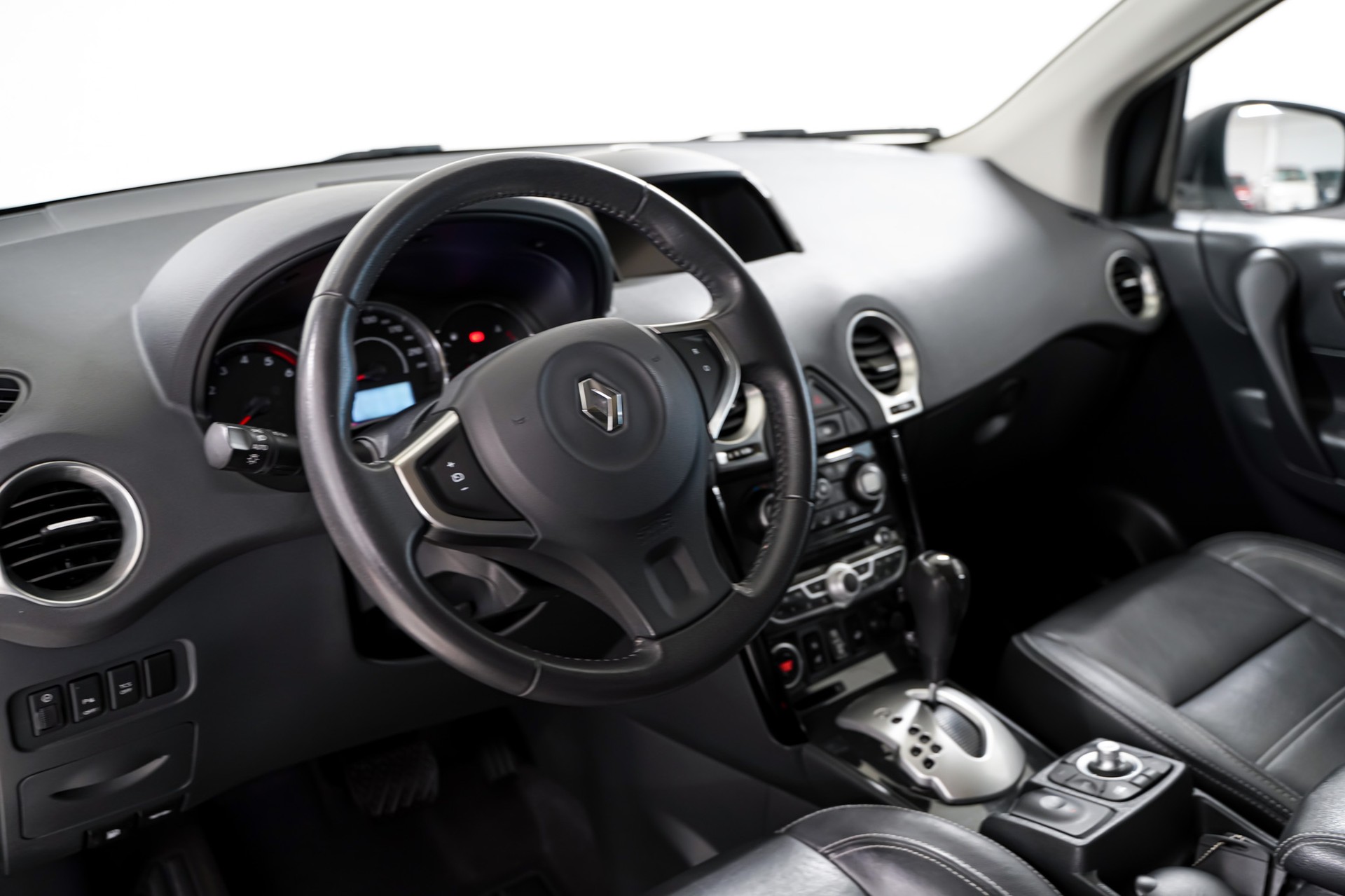 RENAULT Koleos 2.0 dCi Dynamique 4x4 Automatic-image-7
