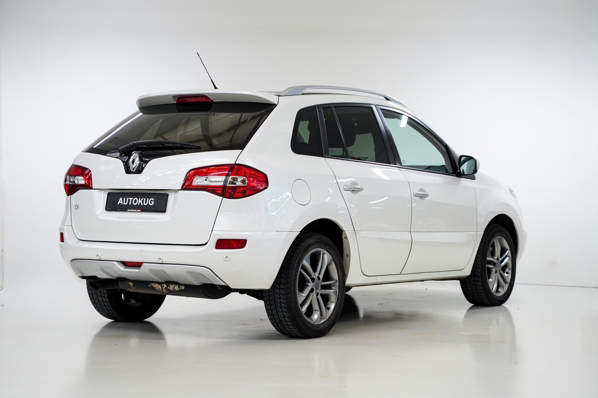 RENAULT Koleos 2.0 dCi Dynamique 4x4 Automatic-image-5