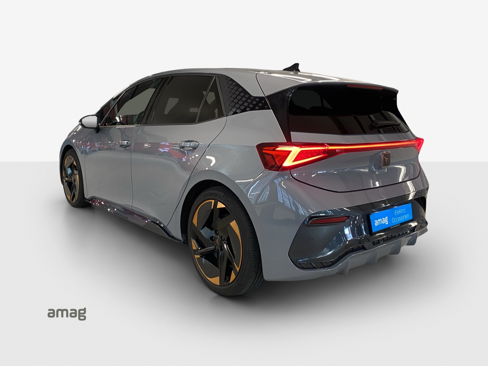 CUPRA Born 58 kWh-showroom-element-3
