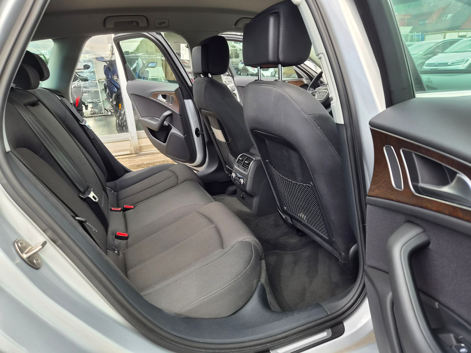AUDI A6 Avant 2.8 FSI V6 multitronic-image-10
