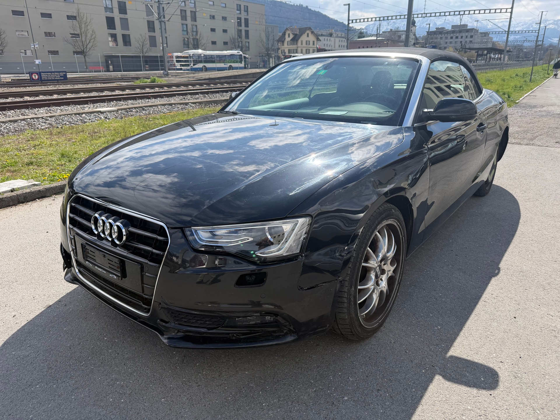 AUDI A5 Cabriolet 1.8 TFSI multitronic-image-2
