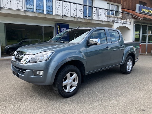 ISUZU D-MAX 2.5 Crew Cab Solar 4x4