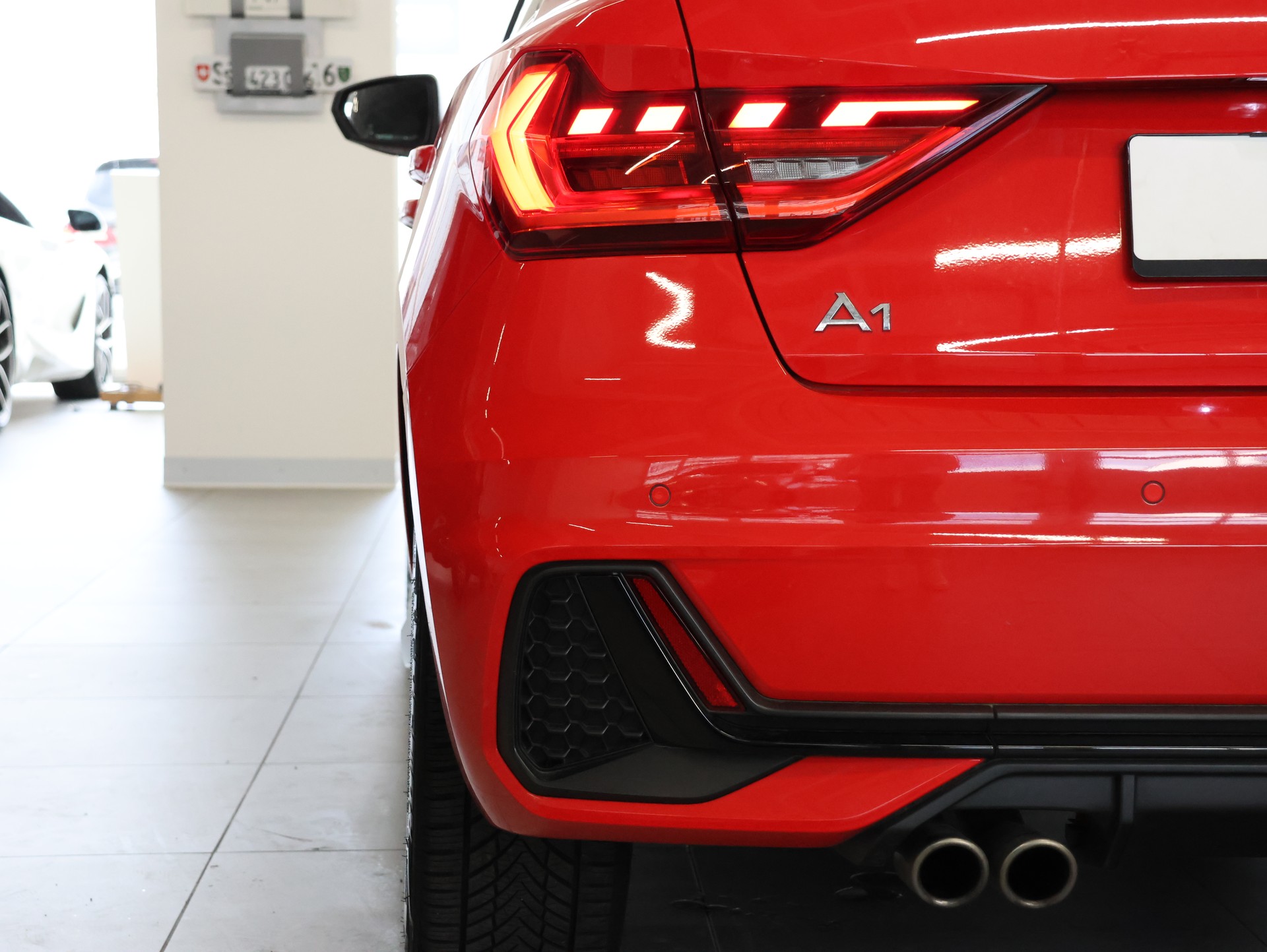 AUDI A1 Sportback 30 TFSI advanced S-tronic *Rückfahrkamera* *S-Line* *Klima*-image-10