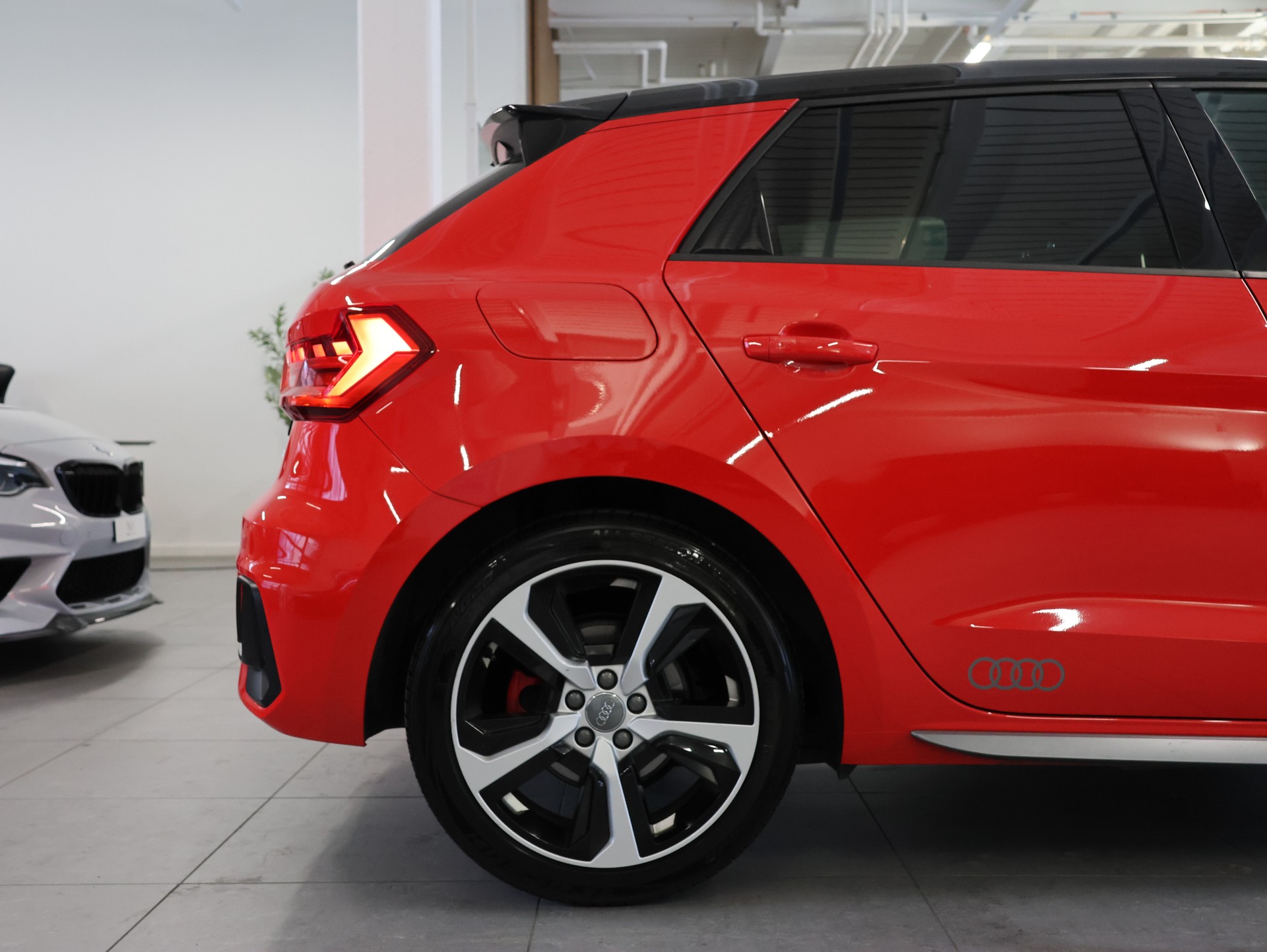 AUDI A1 Sportback 30 TFSI advanced S-tronic *Rückfahrkamera* *S-Line* *Klima*-image-12