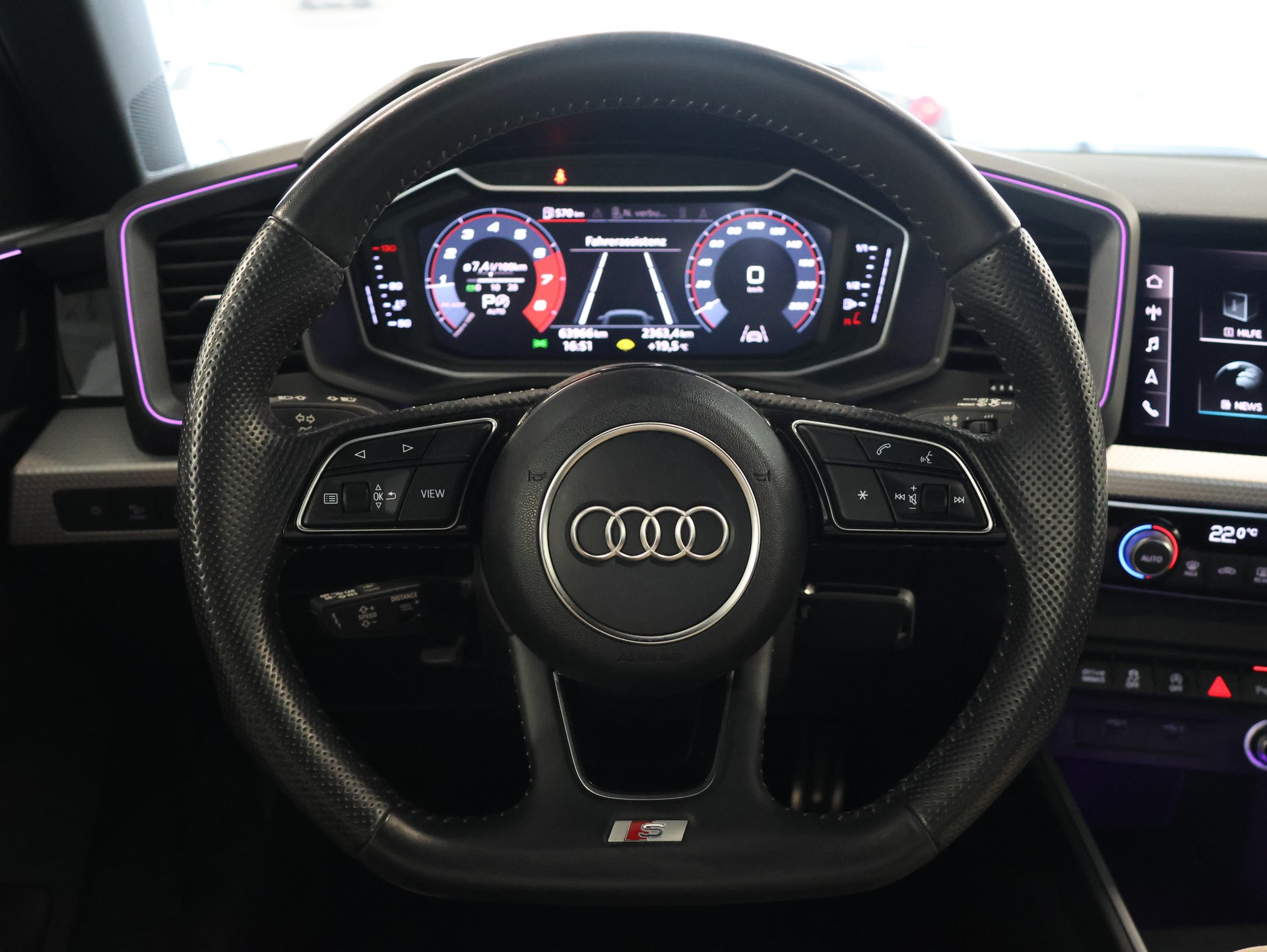AUDI A1 Sportback 30 TFSI advanced S-tronic *Rückfahrkamera* *S-Line* *Klima*-image-21