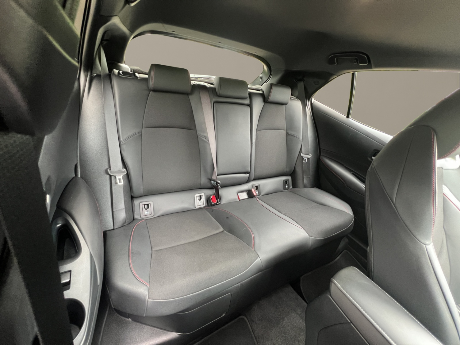 TOYOTA Corolla 2.0 HSD GR Sport-image-22