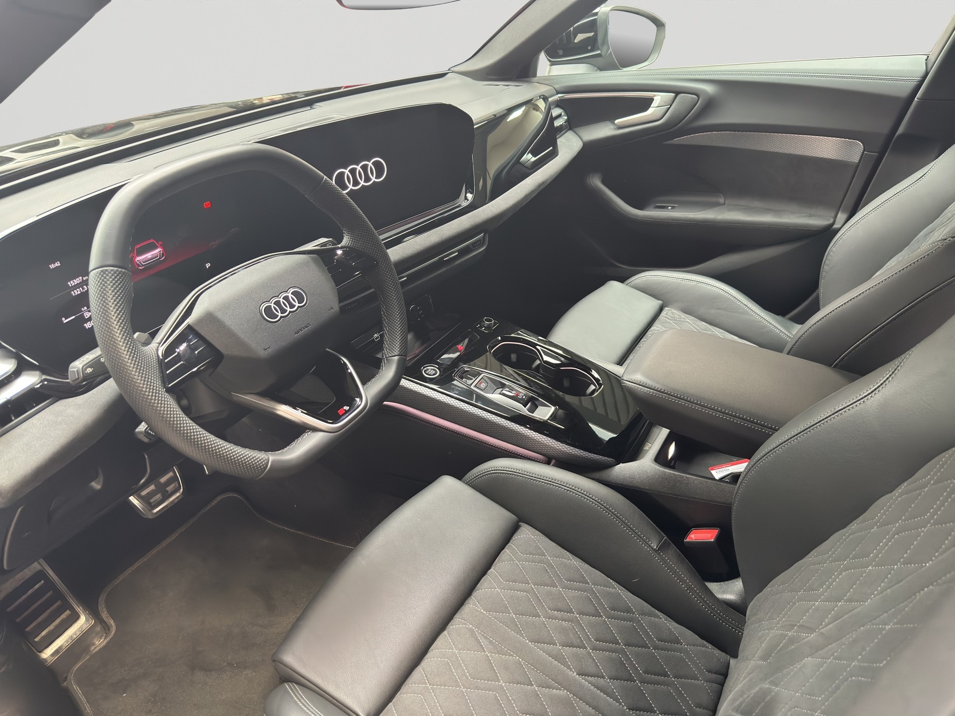 AUDI A5 Avant TFSI 150 kW S tronic S-Line-image-6