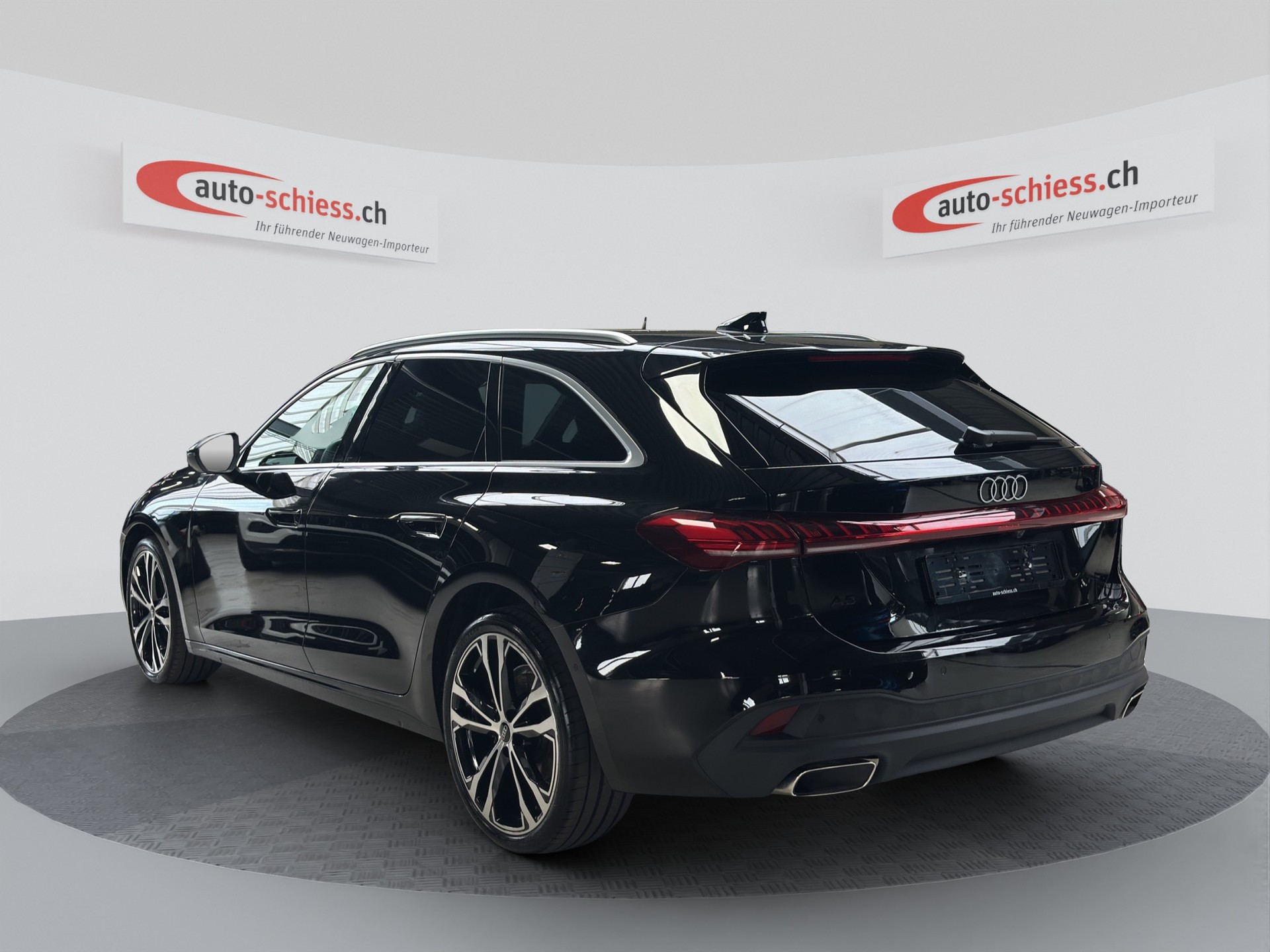 AUDI A5 Avant TFSI 150 kW S tronic S-Line-image-2