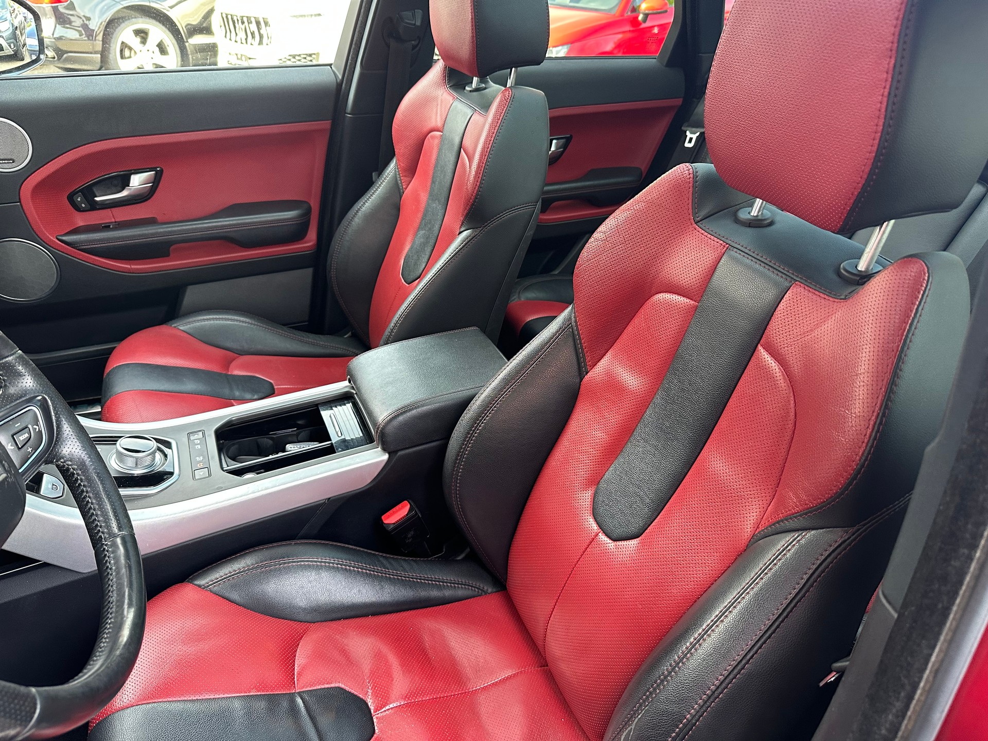 LAND ROVER Range Rover Evoque 2.2 SD4 Dynamic AT9-image-14