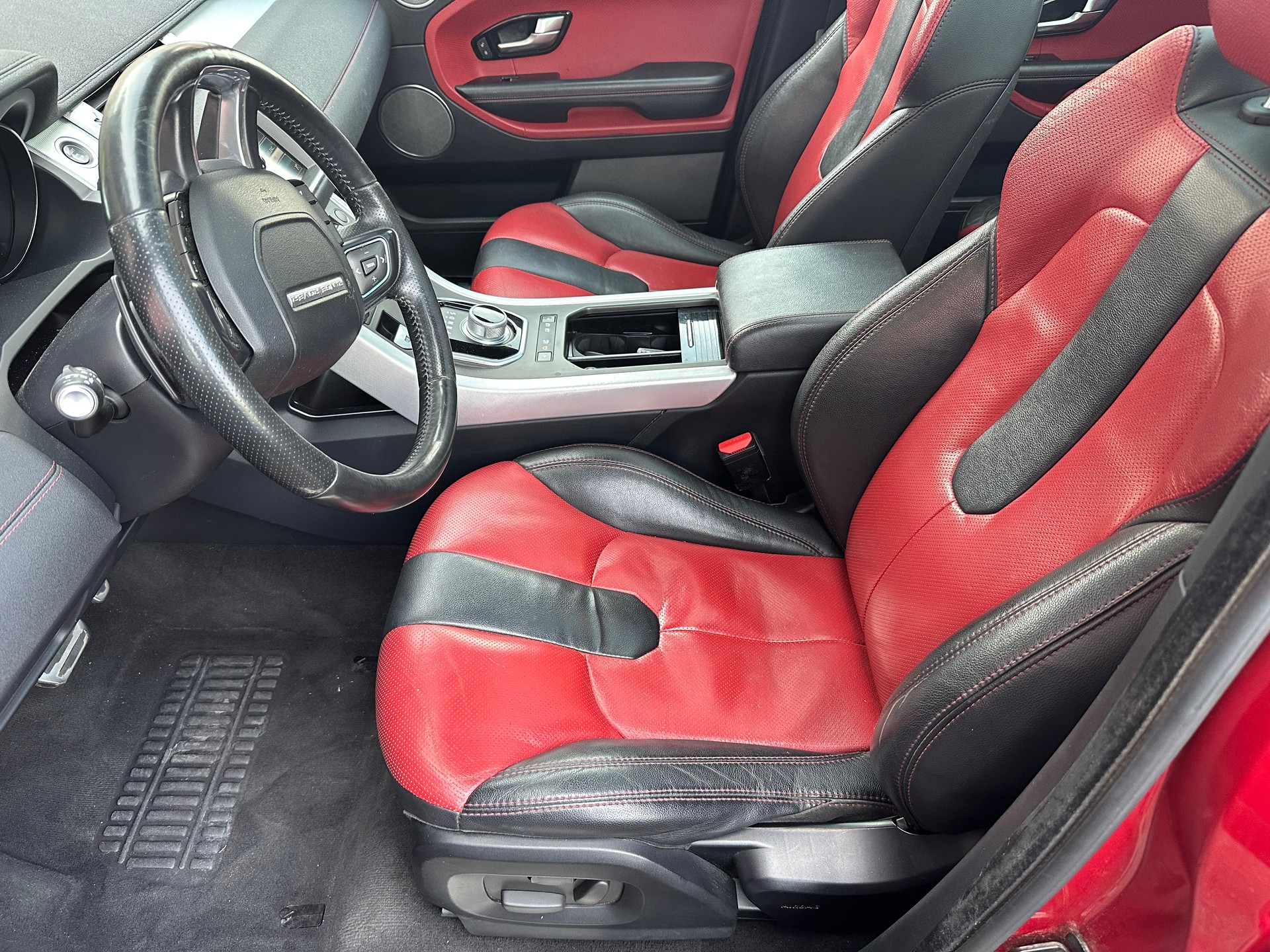 LAND ROVER Range Rover Evoque 2.2 SD4 Dynamic AT9-image-13