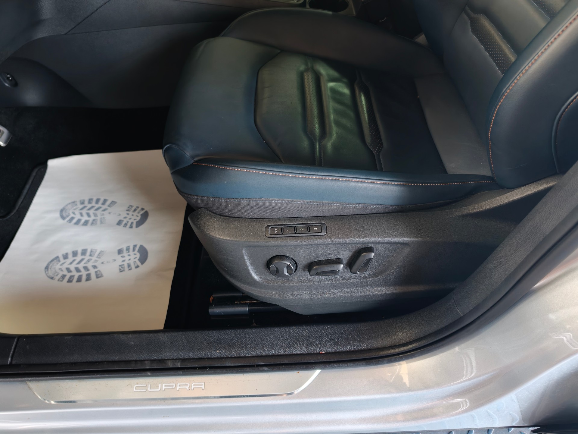 CUPRA Ateca 2.0TSI 4Drive DSG 300-image-14