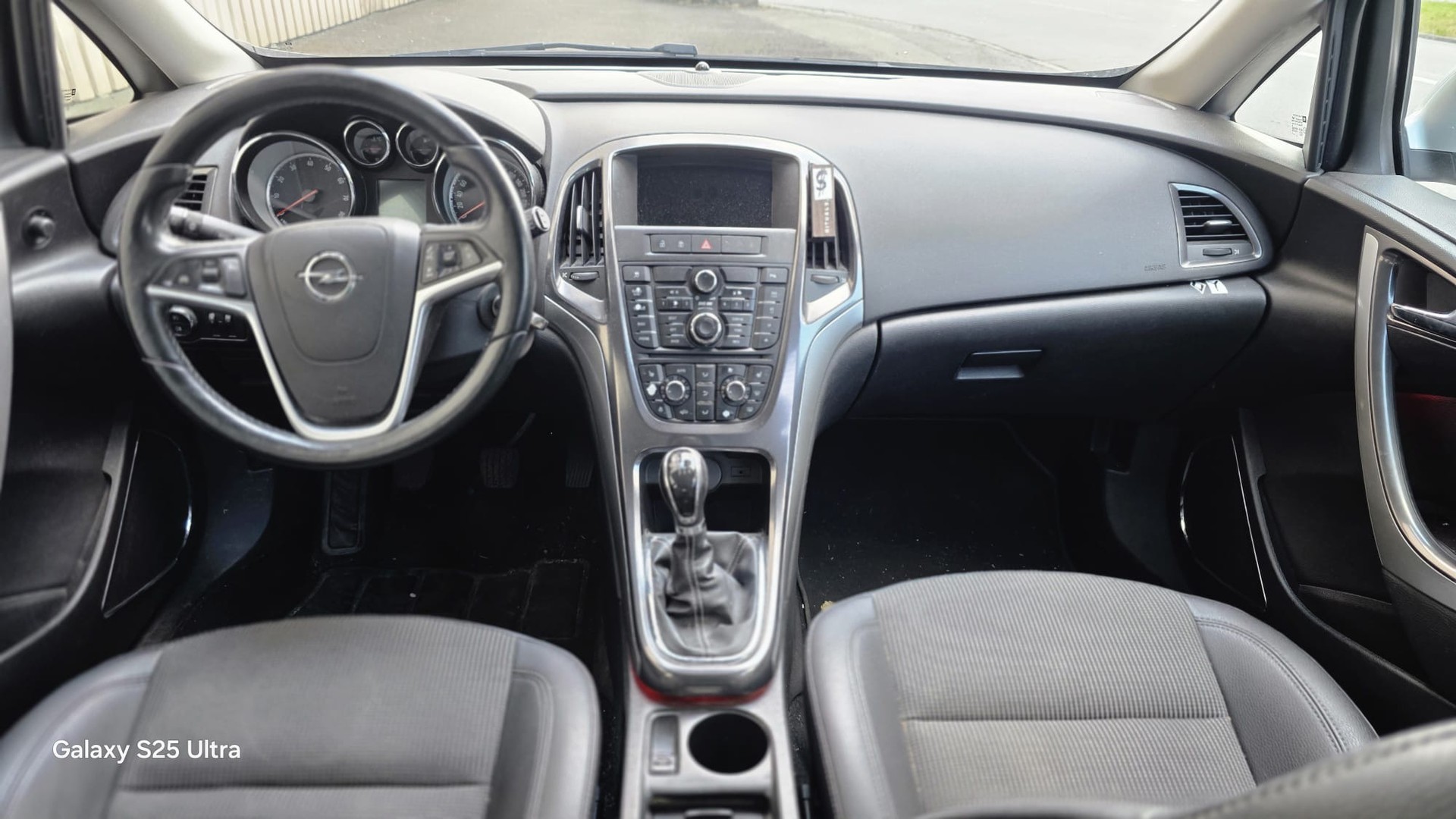 OPEL Astra SportsTourer 1.6i 16V Turbo Sport-image-13