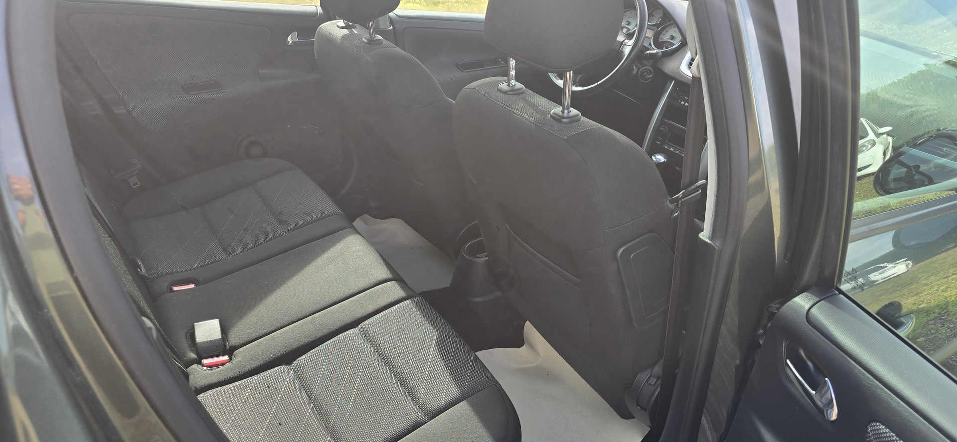 PEUGEOT 207 SW 1.6 16V Sport Automatic-image-11