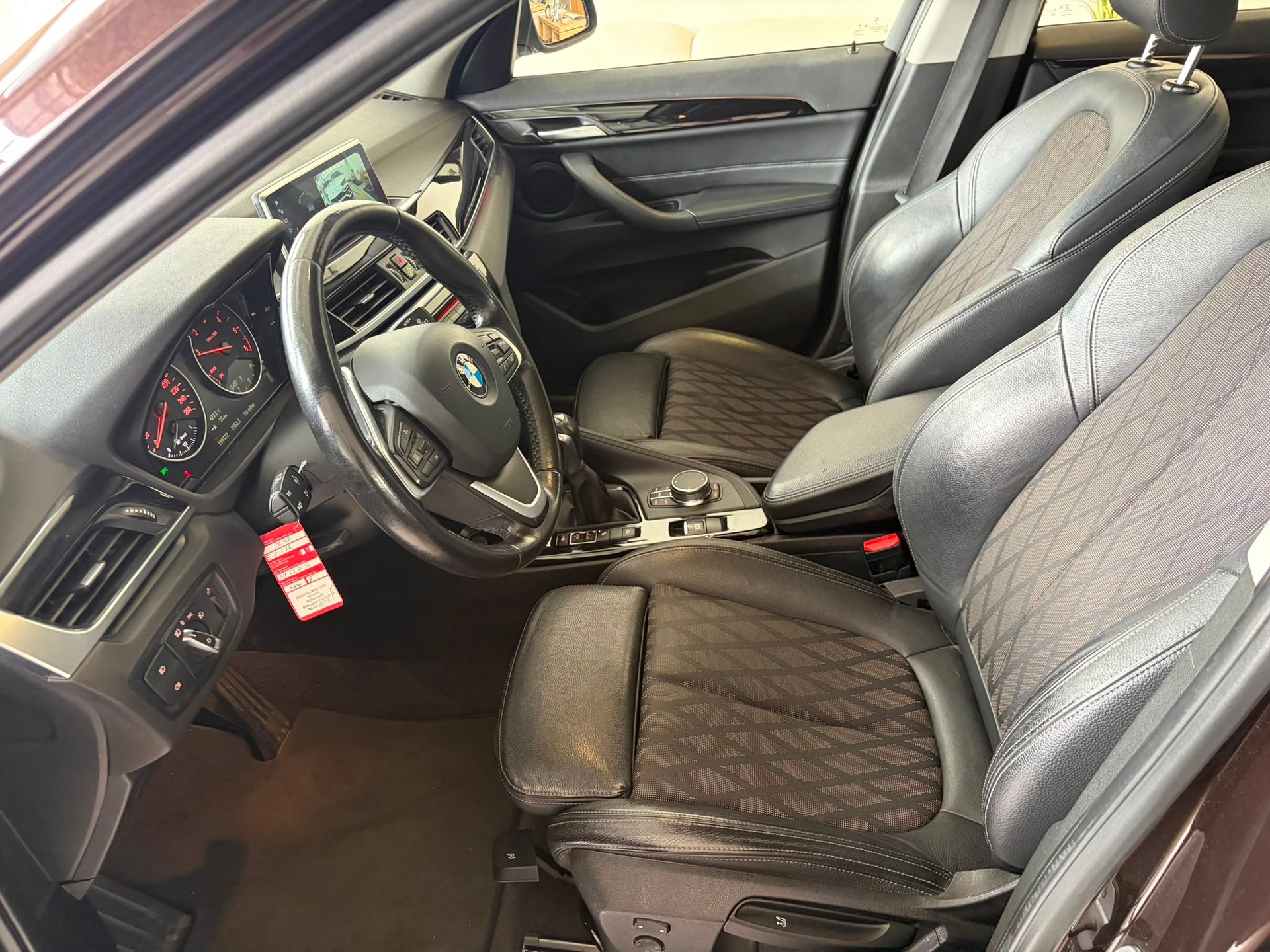 BMW X1 xDrive 18d xLine Steptronic-image-13