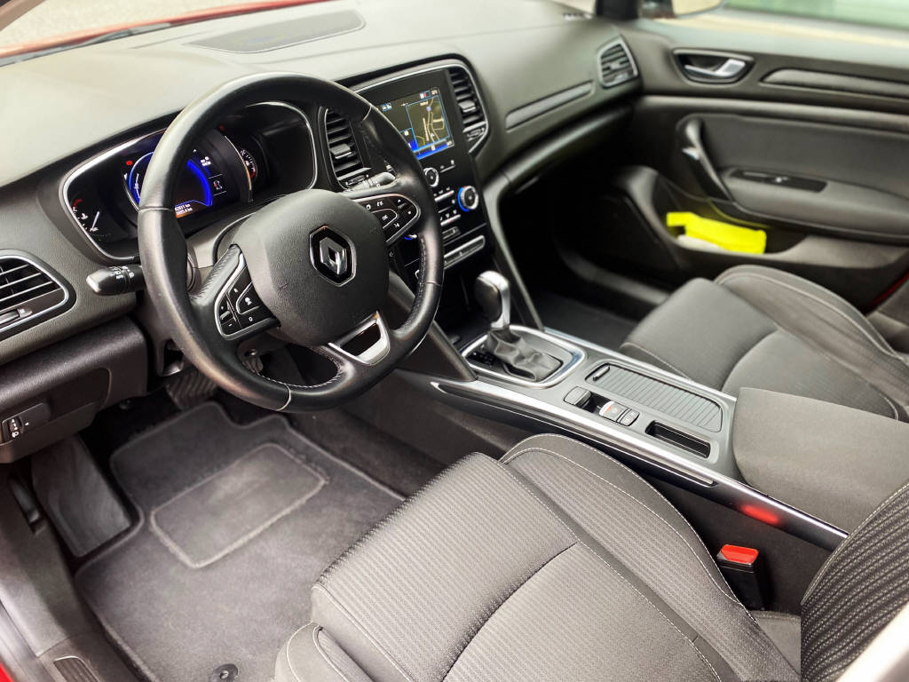 RENAULT Mégane Grandtour 1.5 Blue dCi Business EDC-image-4