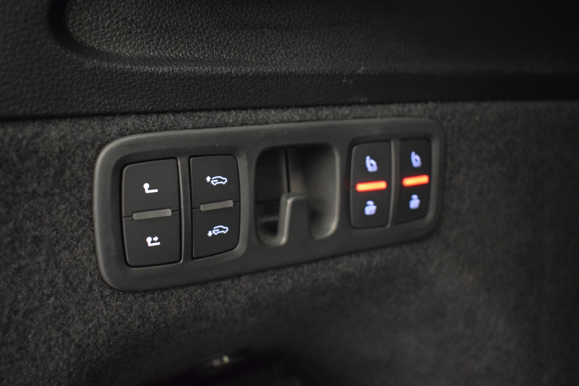 AUDI SQ7 TFSI quattro tiptronic, Anhängerkupplung, 7 Sitzer-image-11