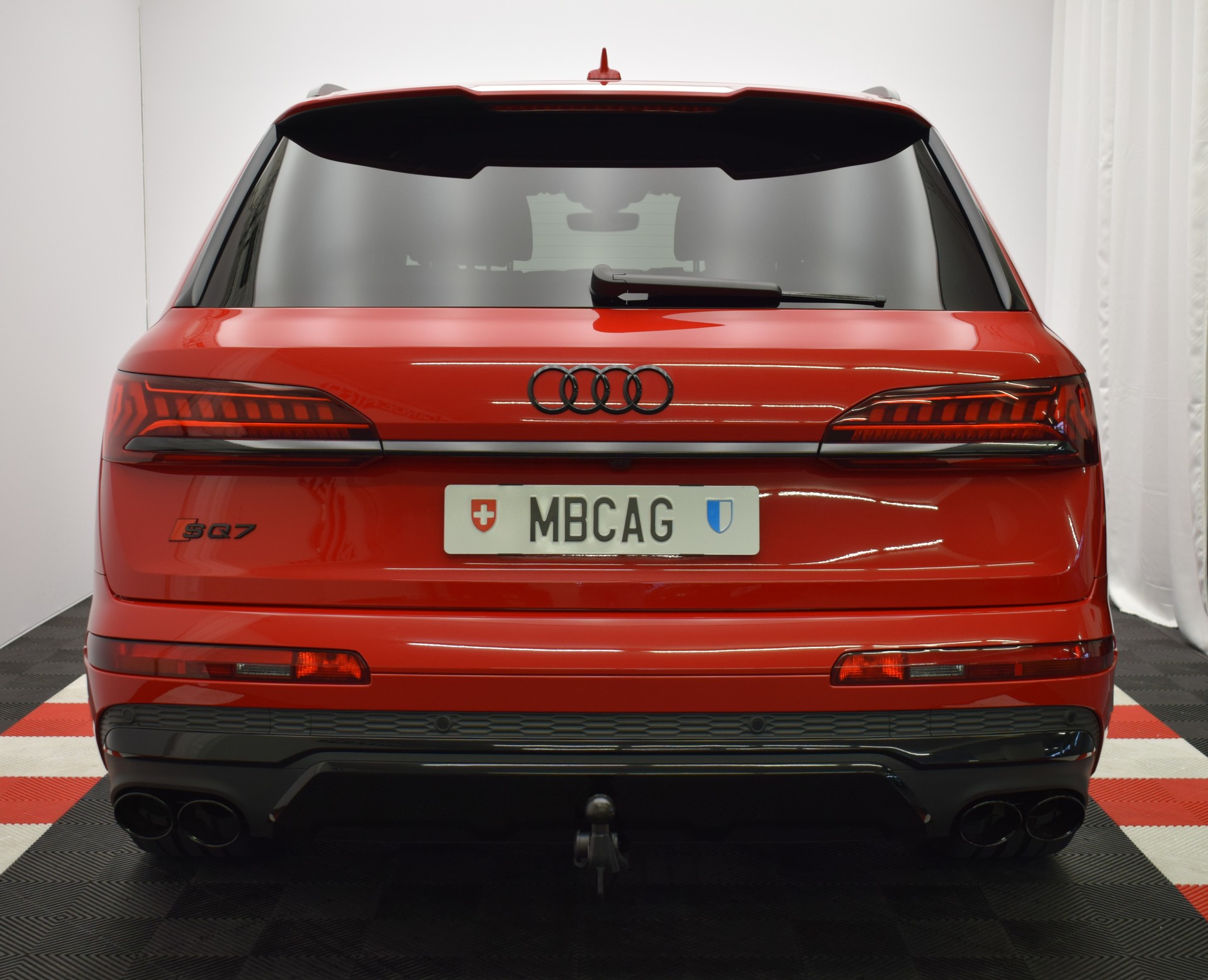 AUDI SQ7 TFSI quattro tiptronic, Anhängerkupplung, 7 Sitzer-image-9