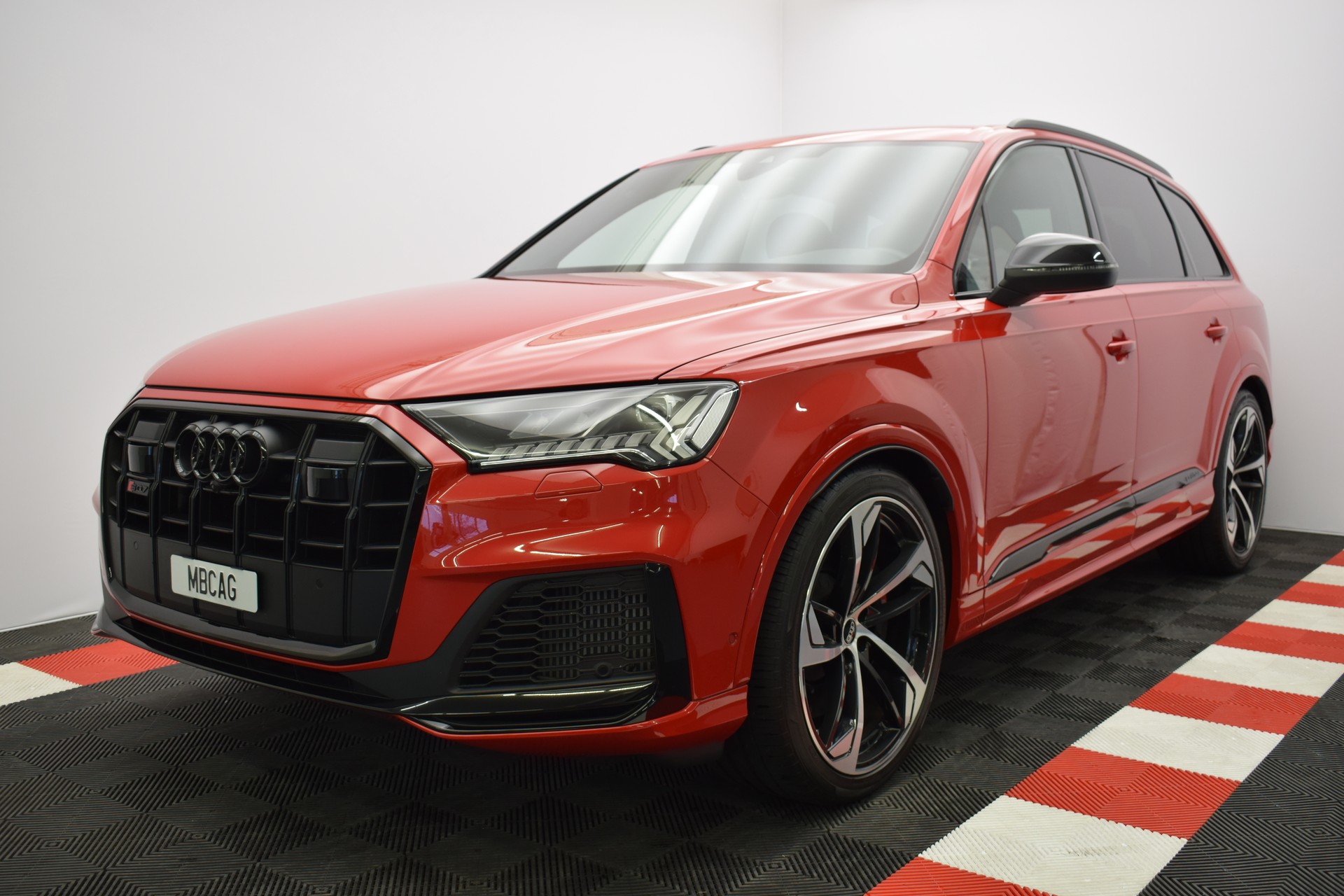AUDI SQ7 TFSI quattro tiptronic, Anhängerkupplung, 7 Sitzer