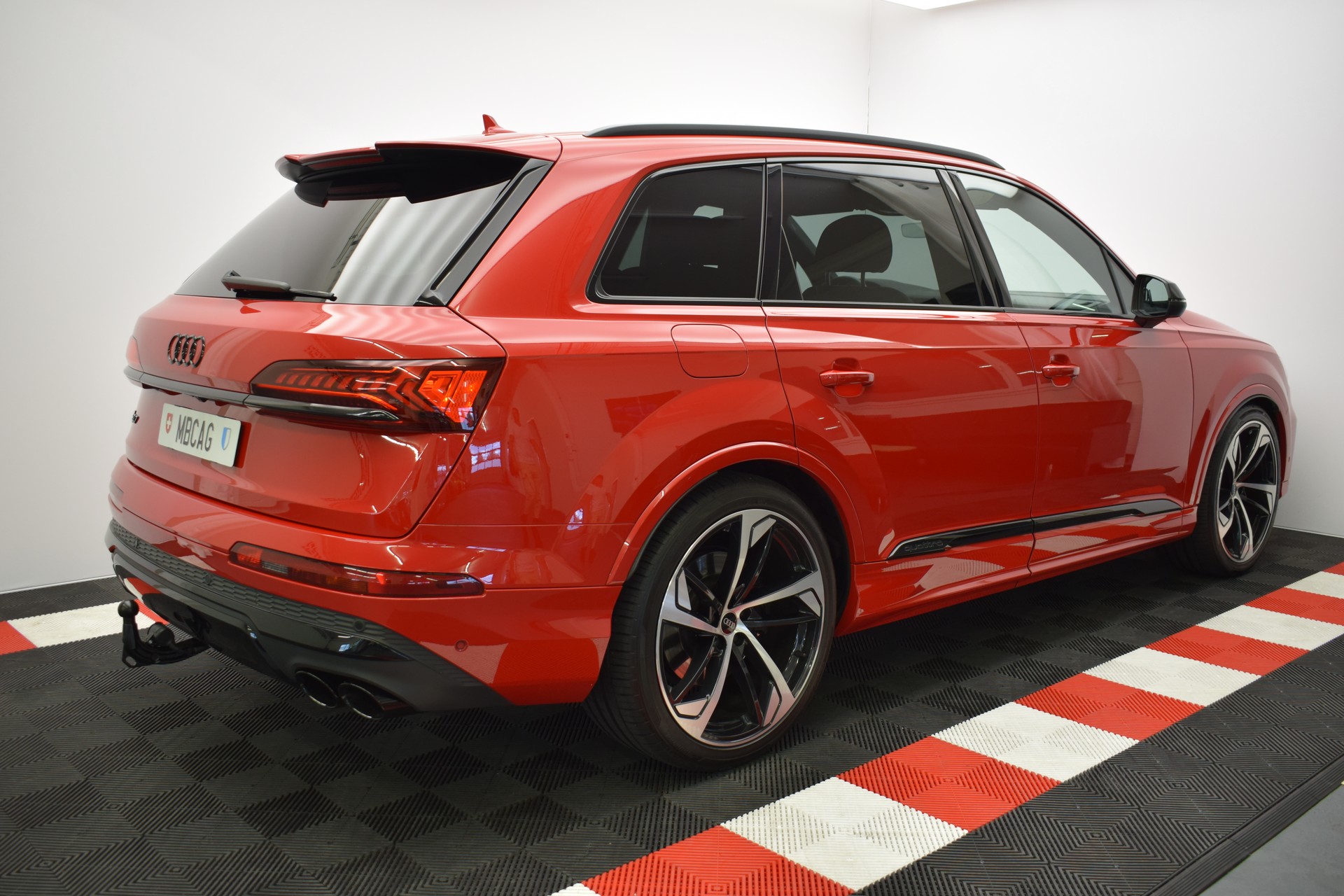 AUDI SQ7 TFSI quattro tiptronic, Anhängerkupplung, 7 Sitzer-image-13