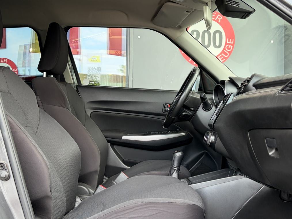 SUZUKI Swift 1.2 Compact Top 4x4 Hybrid-image-7