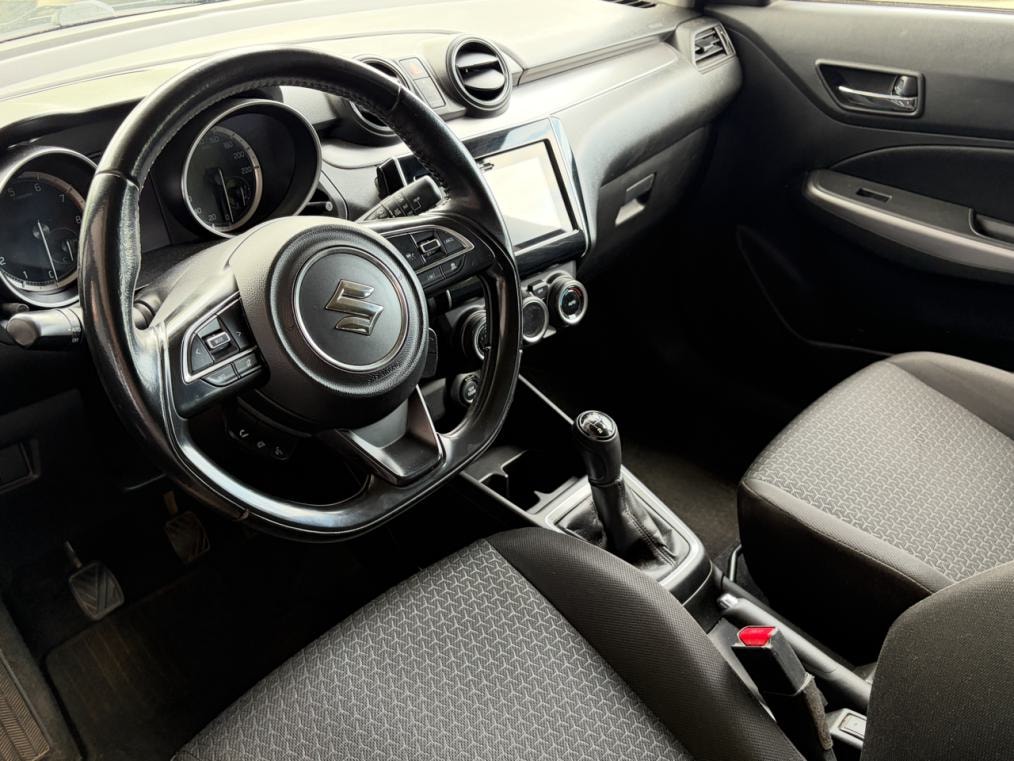 SUZUKI Swift 1.2 Compact Top 4x4 Hybrid-showroom-element-3