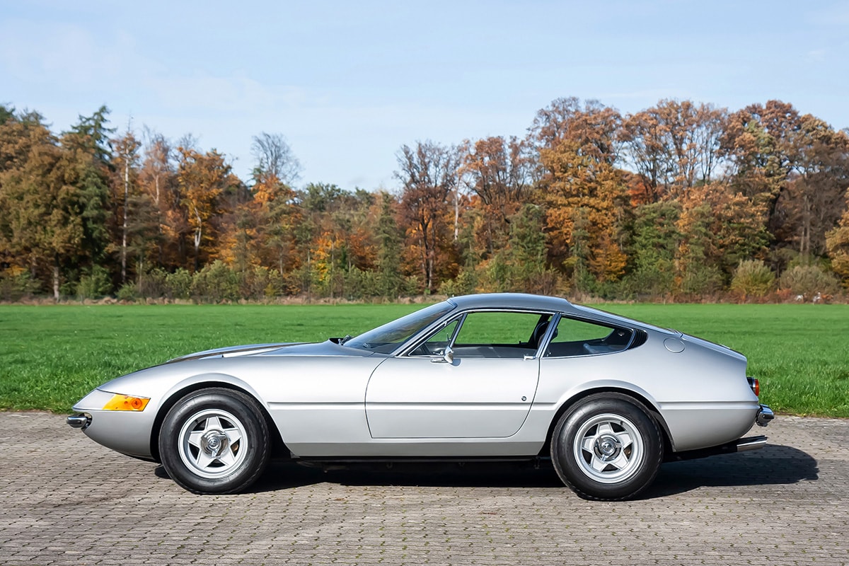 FERRARI GTB 4 Daytona-image-4