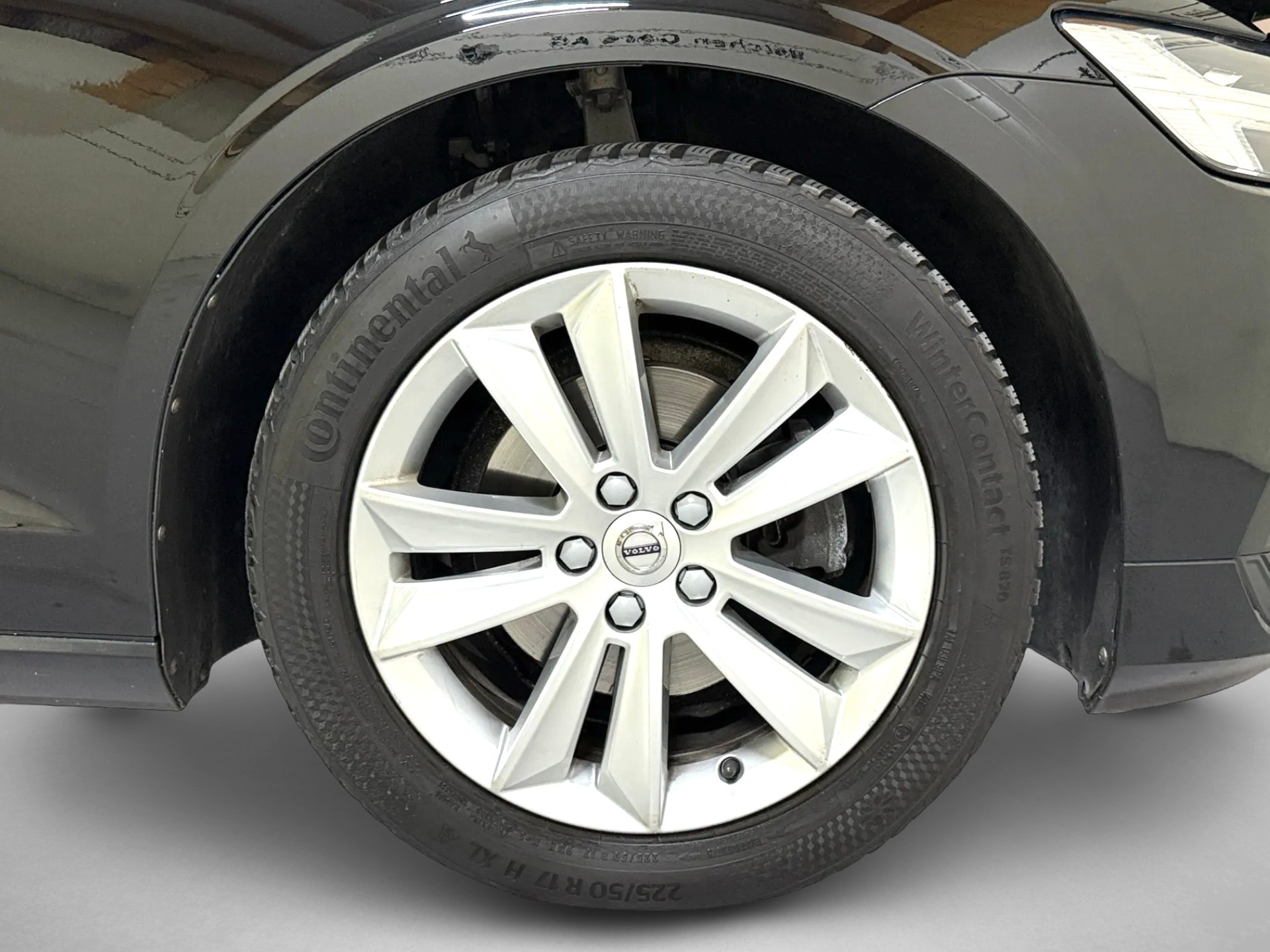 VOLVO V60 D3 Momentum Geartronic-image-6