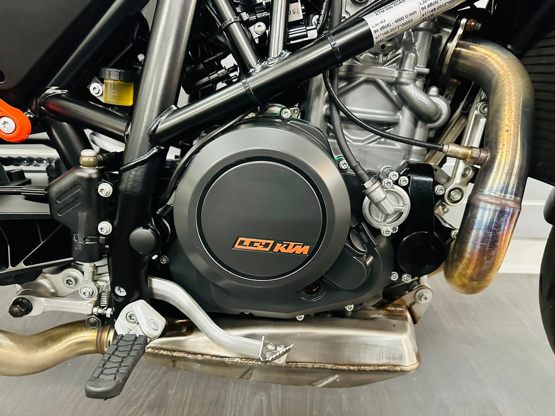 KTM 690 Duke ABS-image-3