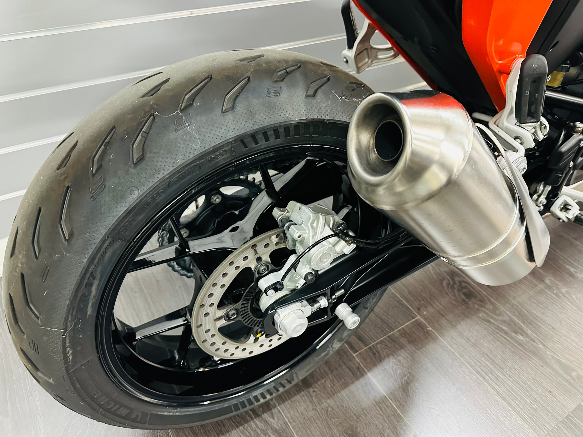 KTM 690 Duke ABS-image-4
