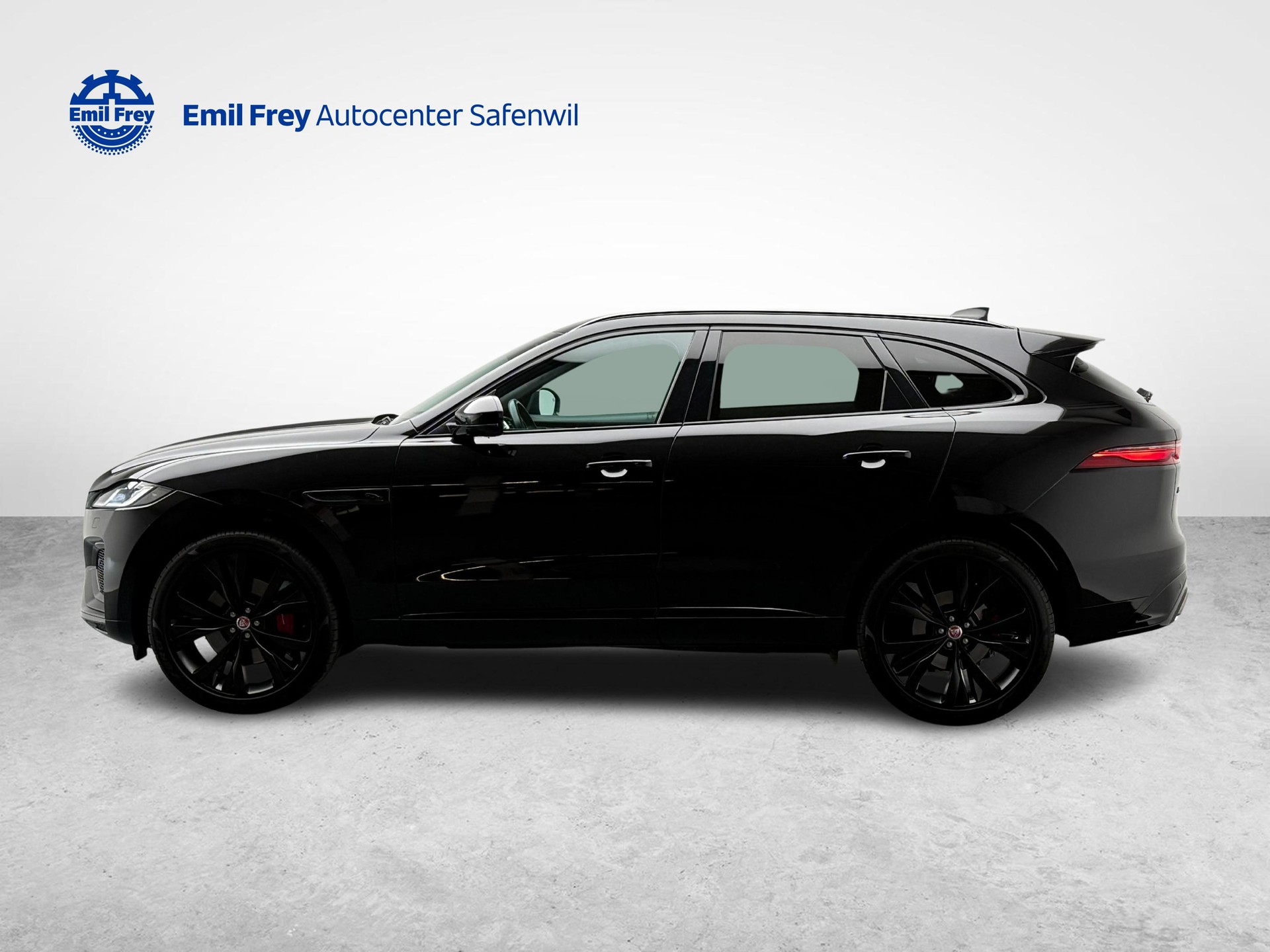JAGUAR F-Pace 3.0 I6 R-Dynamic HSE AWD-showroom-element-1
