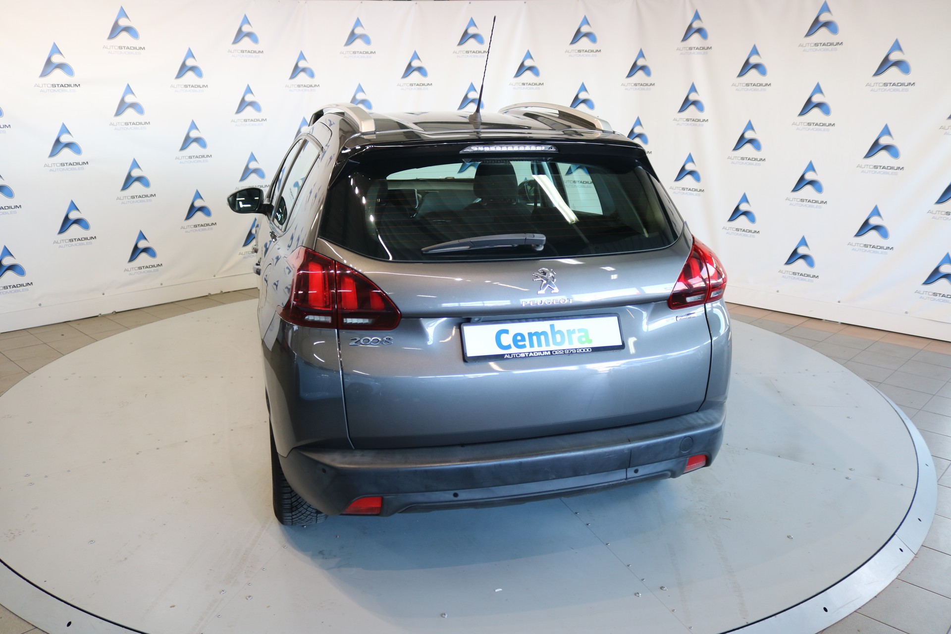 PEUGEOT 2008 1.2 PureTech Active-image-19
