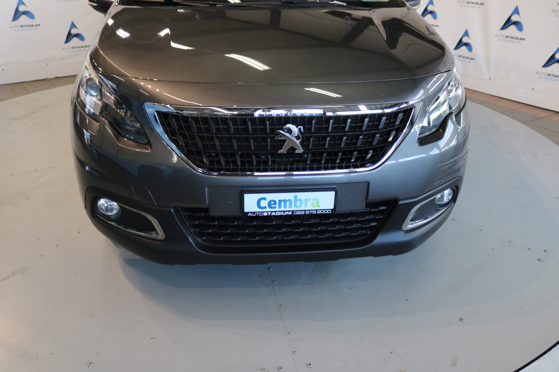 PEUGEOT 2008 1.2 PureTech Active-image-30