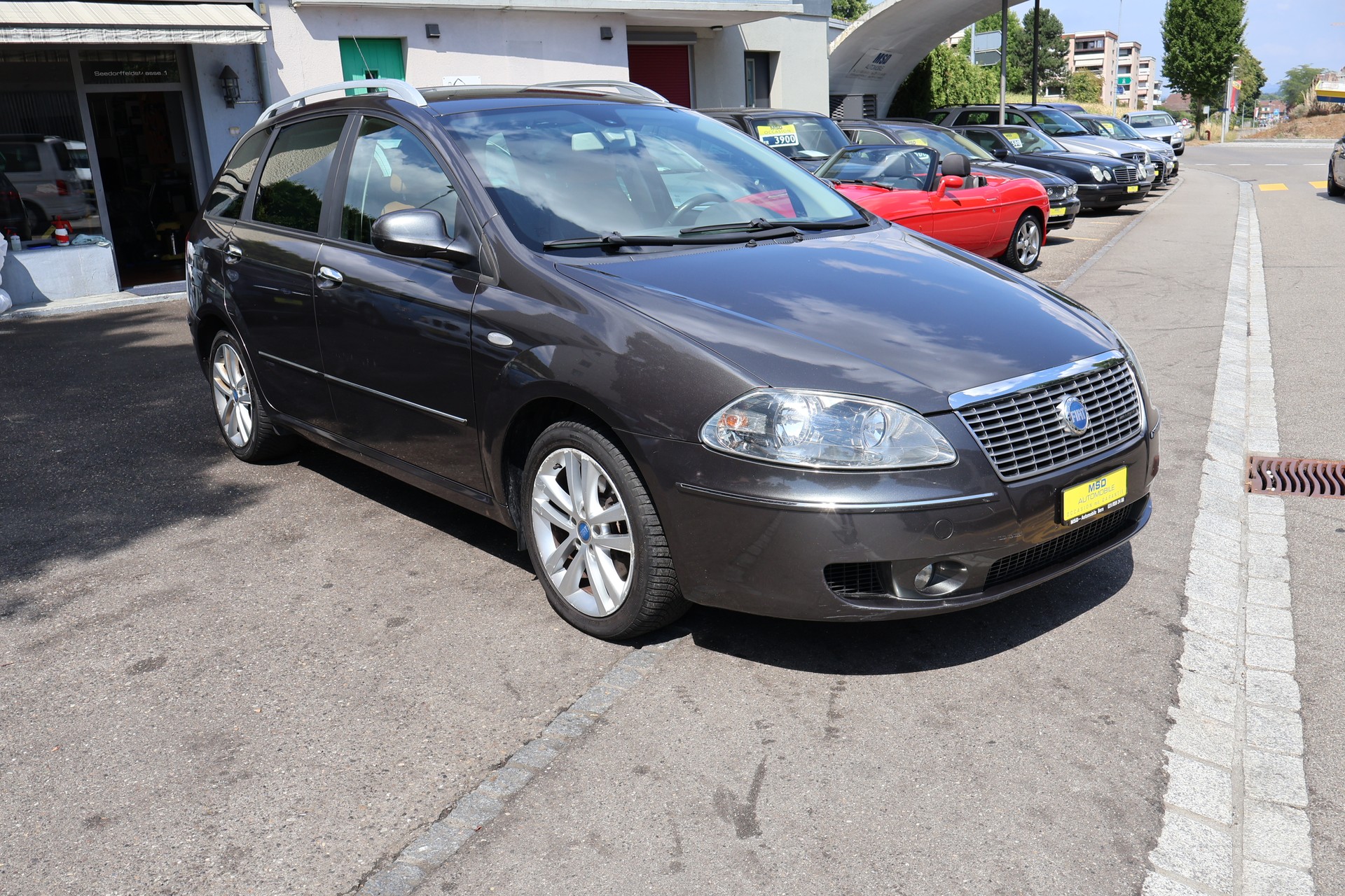 FIAT Croma 1.9 16V JTD Emotion-image-1