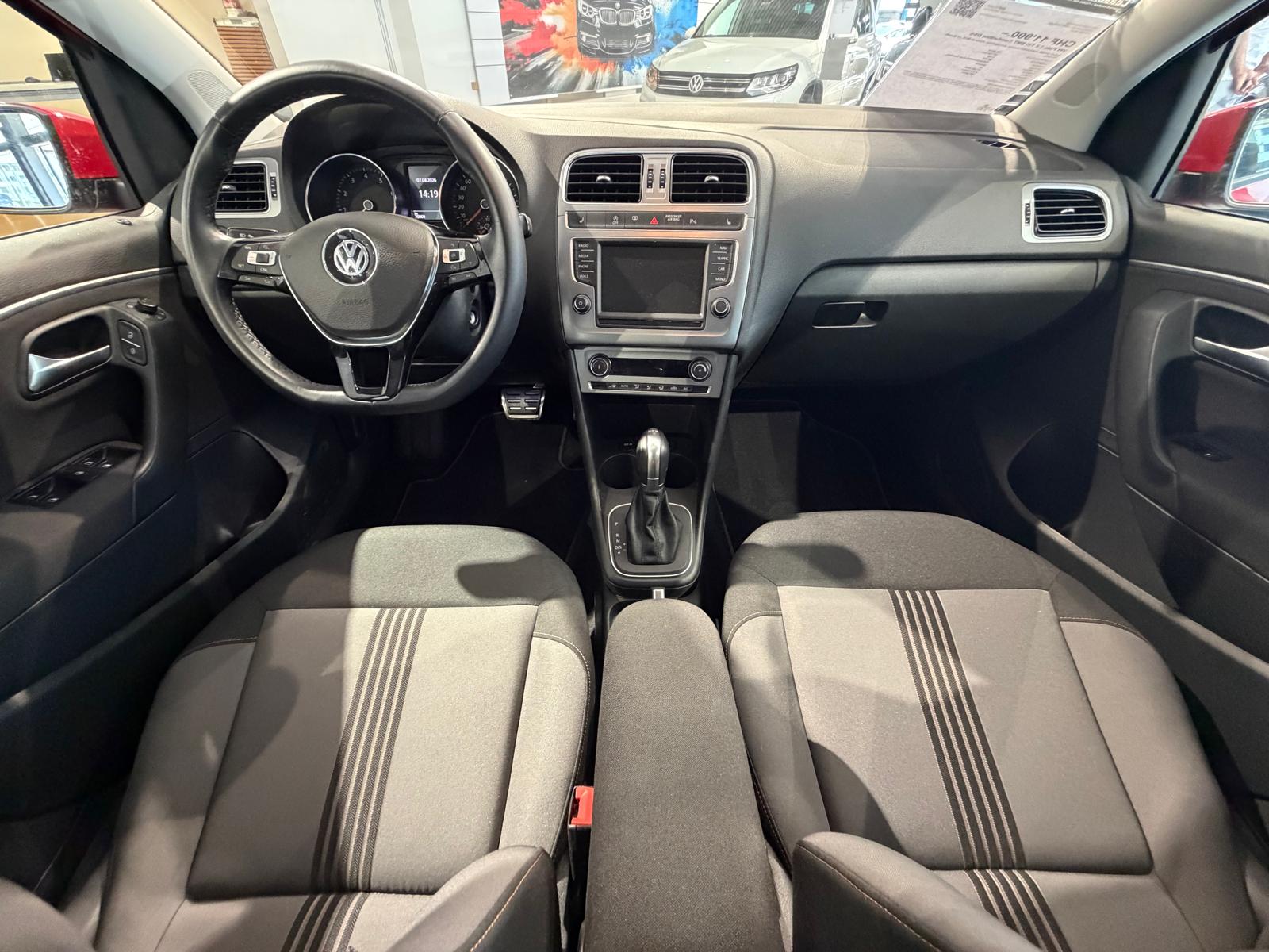 VW Polo 1.2 TSI BMT Comfortline DSG-image-9