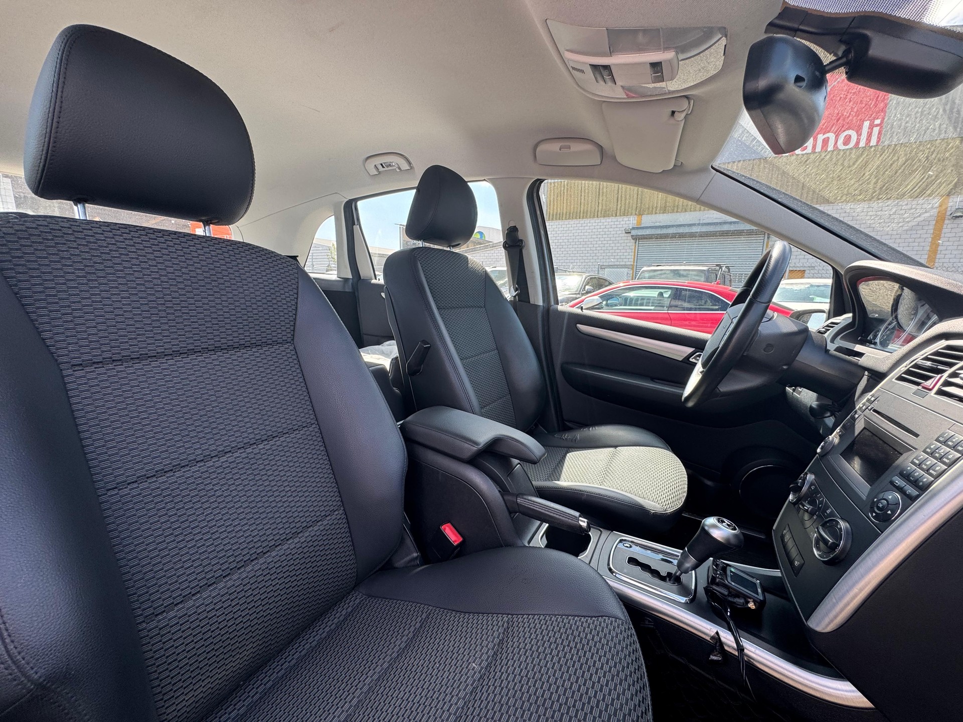 MERCEDES-BENZ B 180 (170) Autotronic-image-8