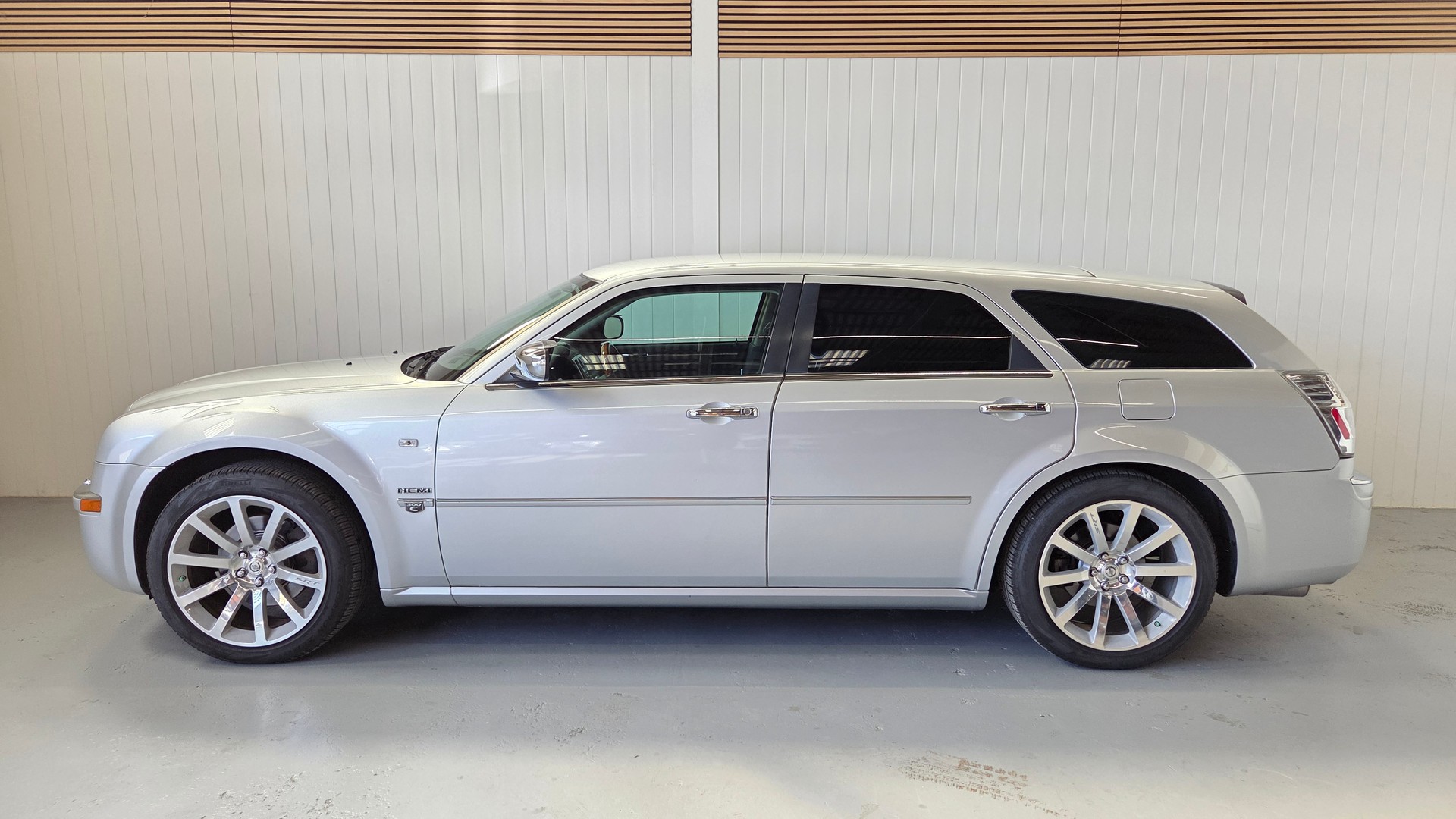 CHRYSLER 5.7 V8 HEMI-image-3