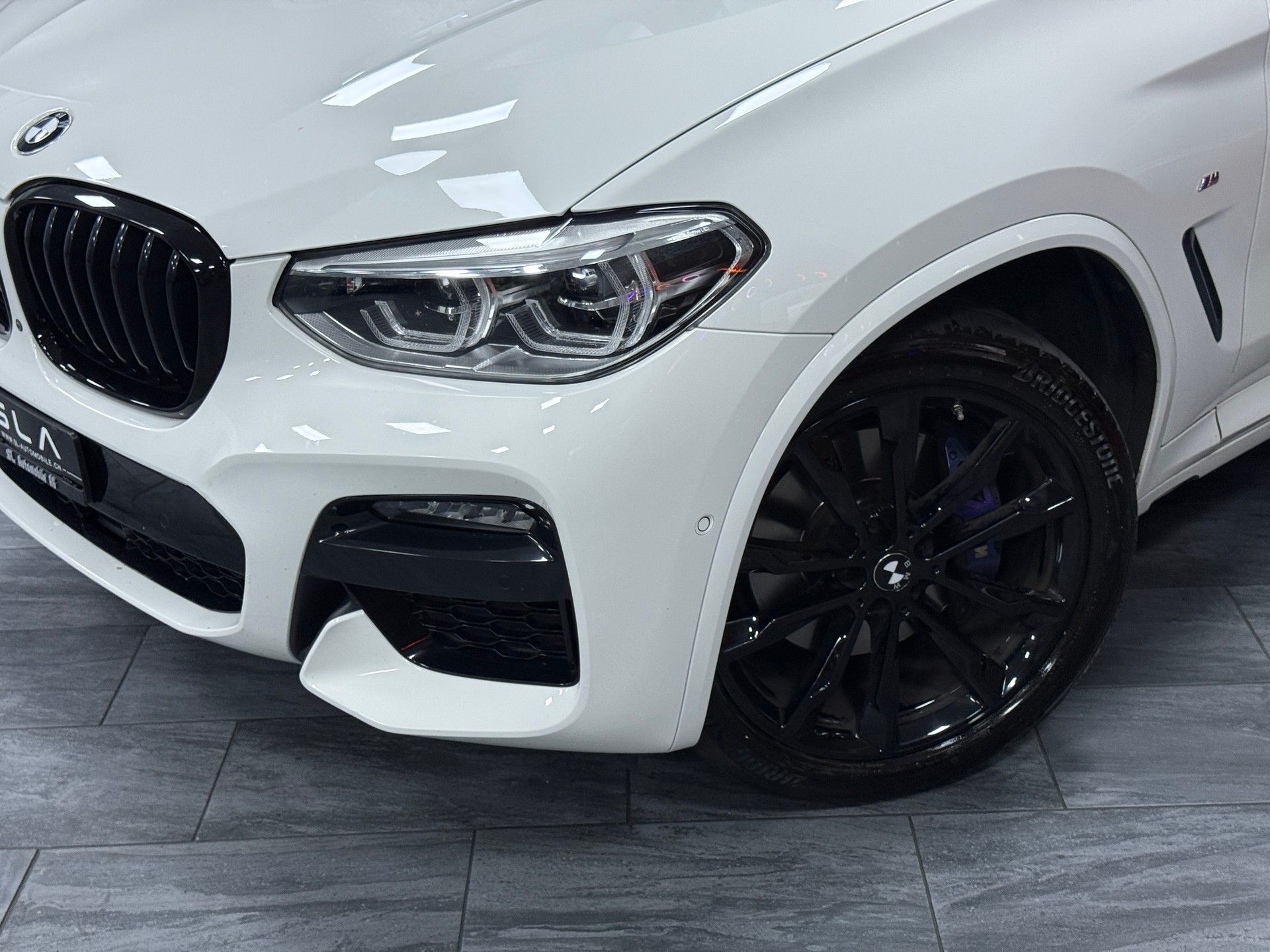 BMW X4 xDrive 20d M Sport Steptronic-showroom-element-1