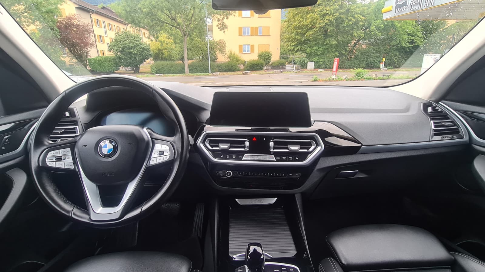 BMW X3 xDrive 48V 20d ** Voll-Leder ** Gr-Navi ** RF-Kamera ** Abstandsregelsysteme ** Sitzheizung ** Modell 2023 **-image-17