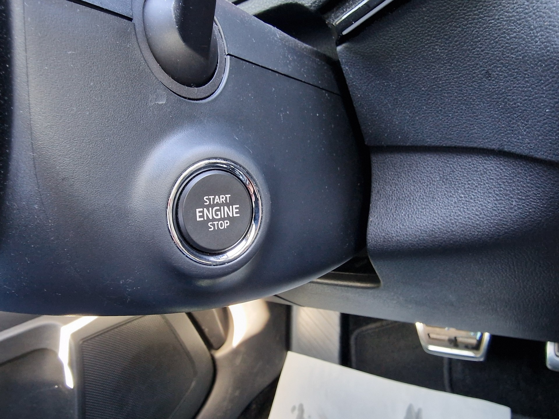 SKODA Karoq 1.5 TSI SportLine DSG 8xAlu AHK1.5t 24Mt Gara-image-20