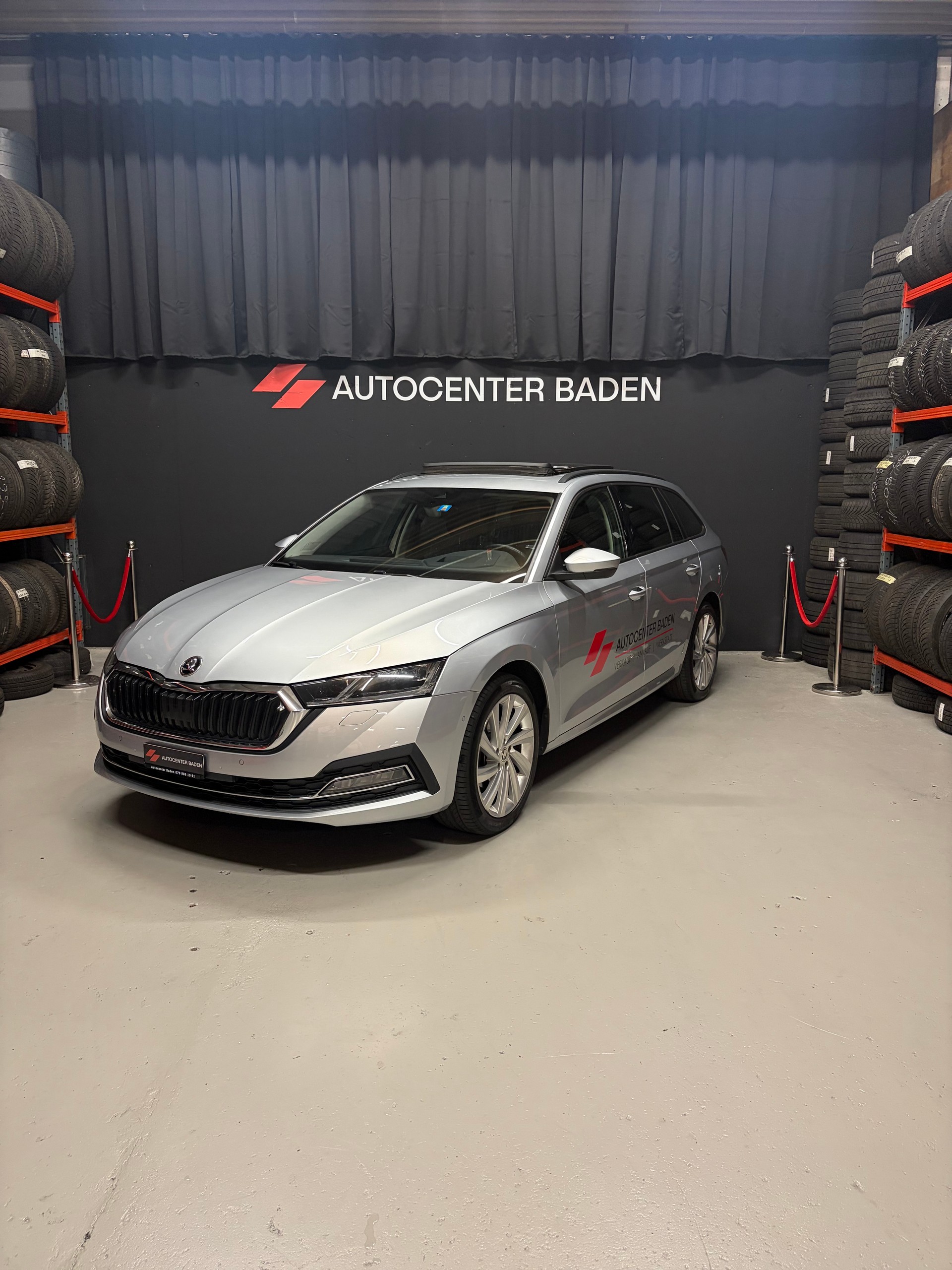 SKODA Octavia Combi 2.0 TDI DSG Style