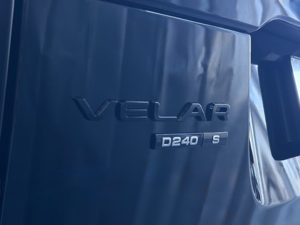 LAND ROVER Range Rover Velar D 240 S-showroom-element-3