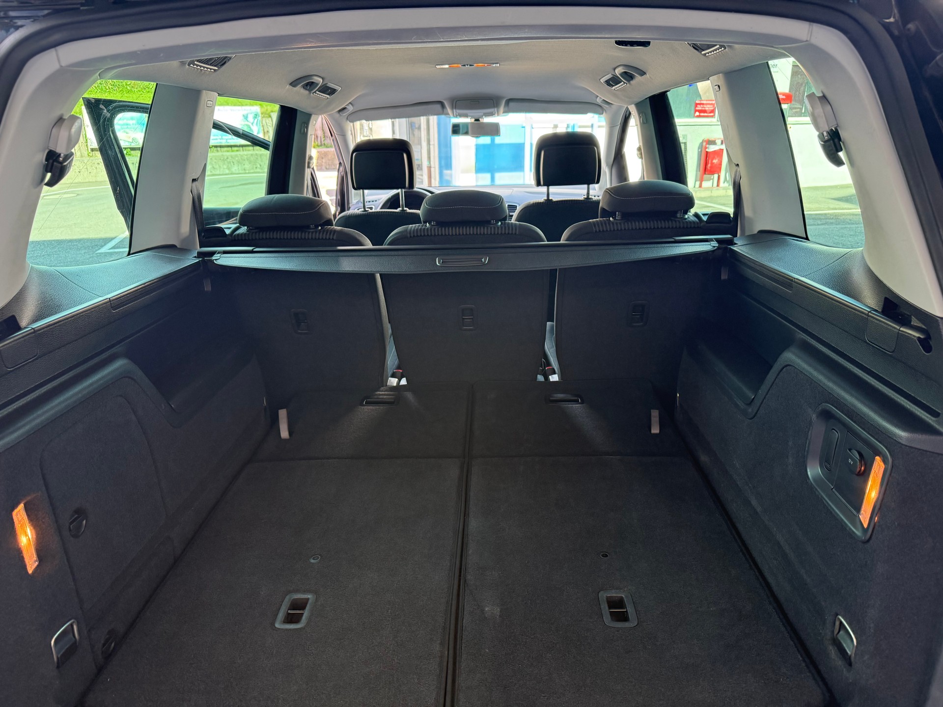 SEAT ALHAMBRA-image-13