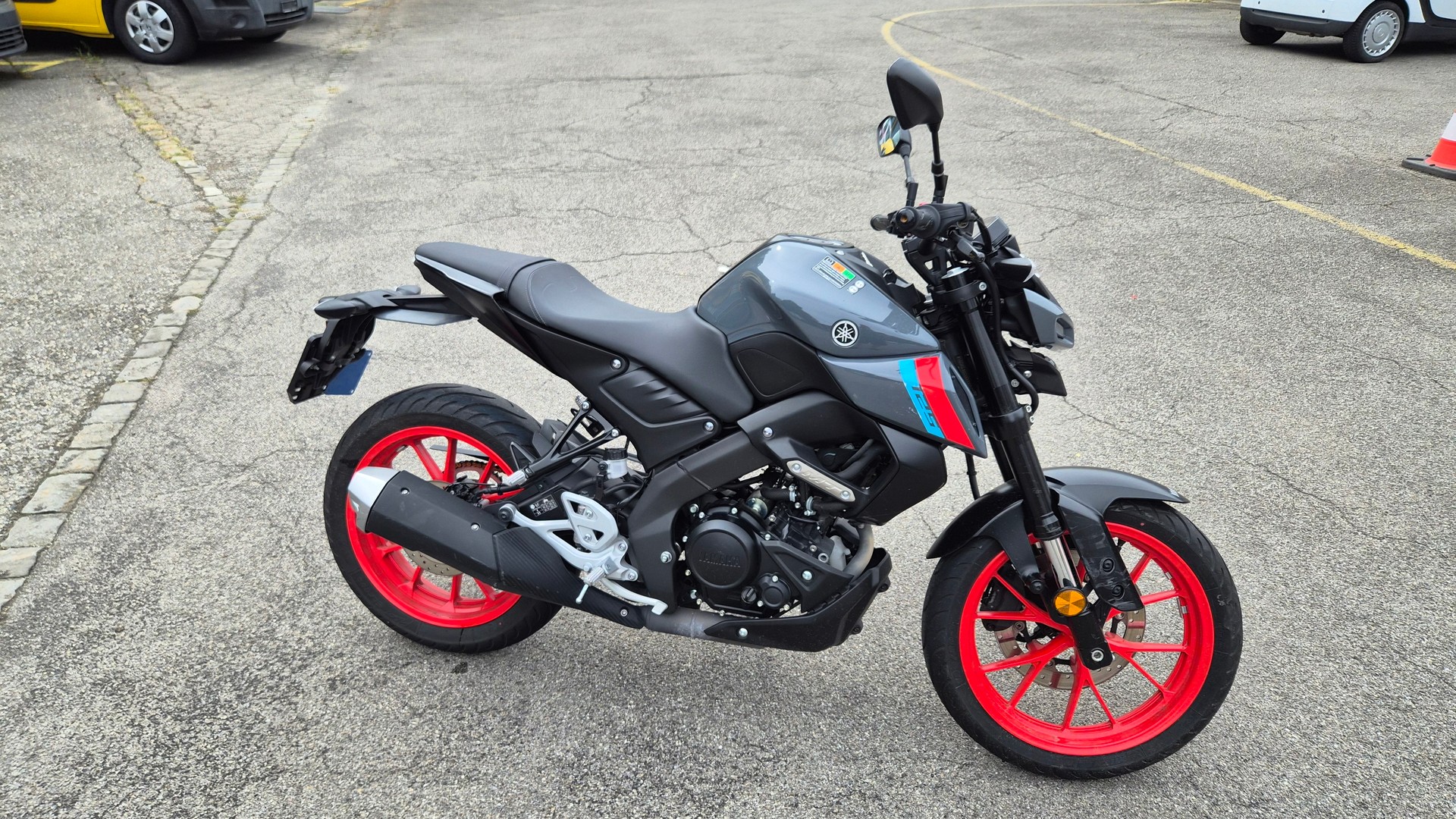 YAMAHA MT-125 ABS-image-0